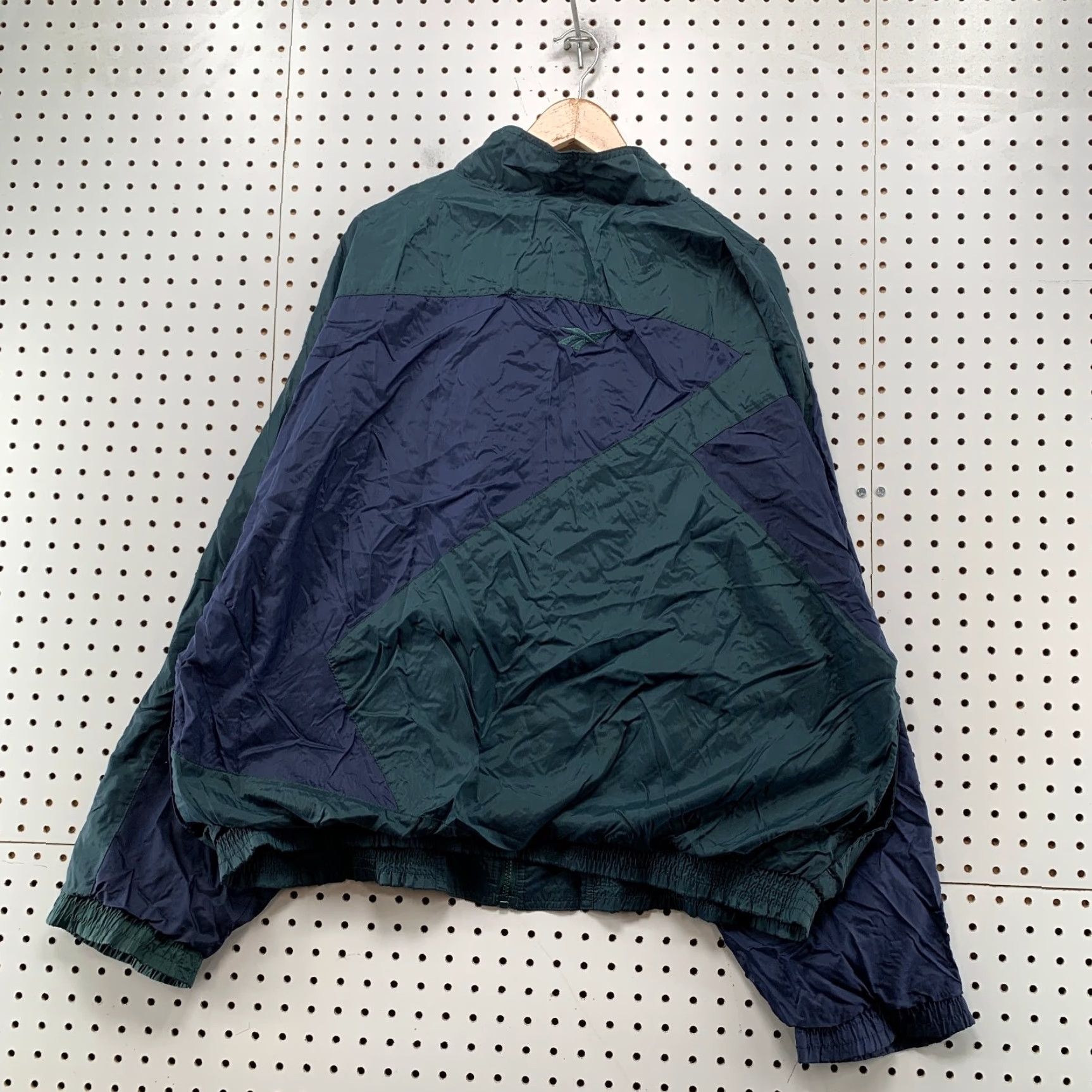 Reebok VINTAGE Reebok Windbreaker Jacket Mens XL Green Blue Nylon Lined Oversized Size US XL / EU 56 / 4 - 2 Thumbnail