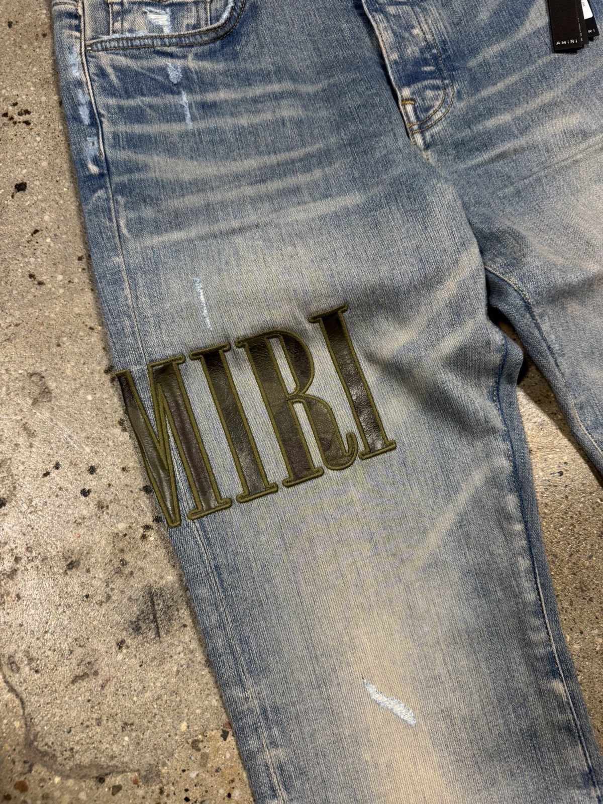 Amiri Amiri Core Appliqué Logo Jeans NEW 1300$ Size US 38 / EU 54 - 2 Thumbnail