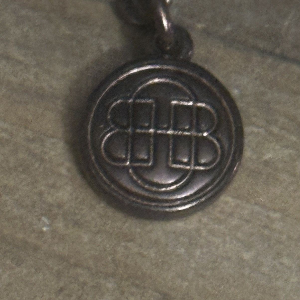 Bill Blass Bill Blass copper layered medallion pendant necklace Size ONE SIZE - 5 Thumbnail