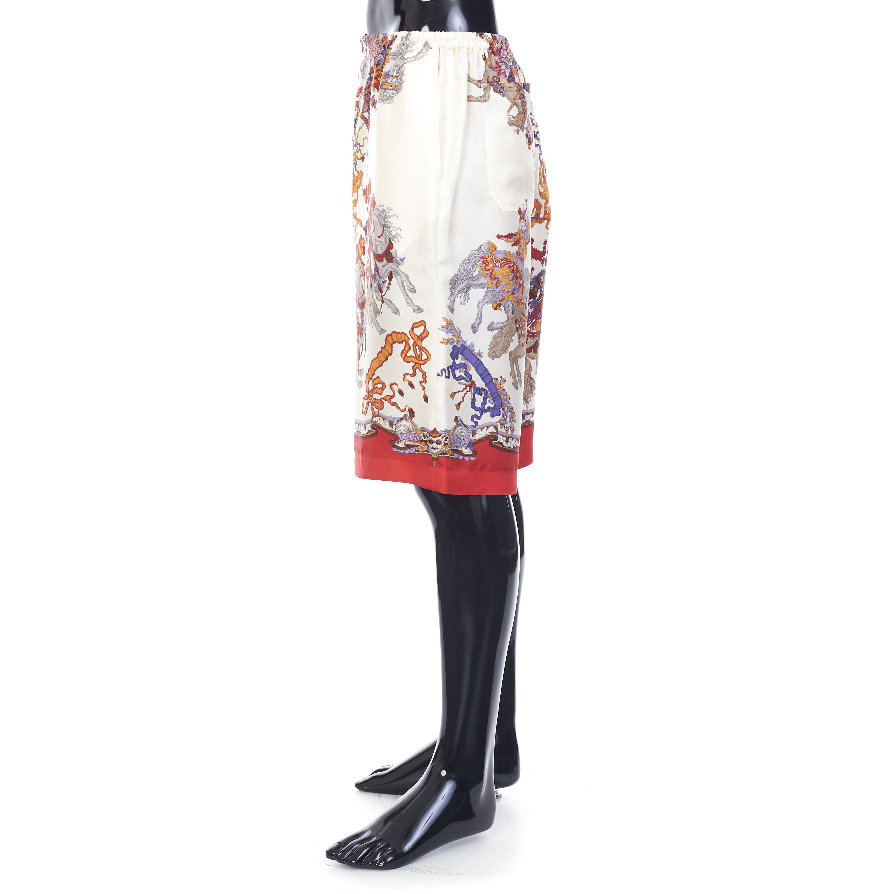 Gucci Silk Short With Roi Soleil Print In Ivory And Red Size US 36 / EU 52 - 3 Thumbnail