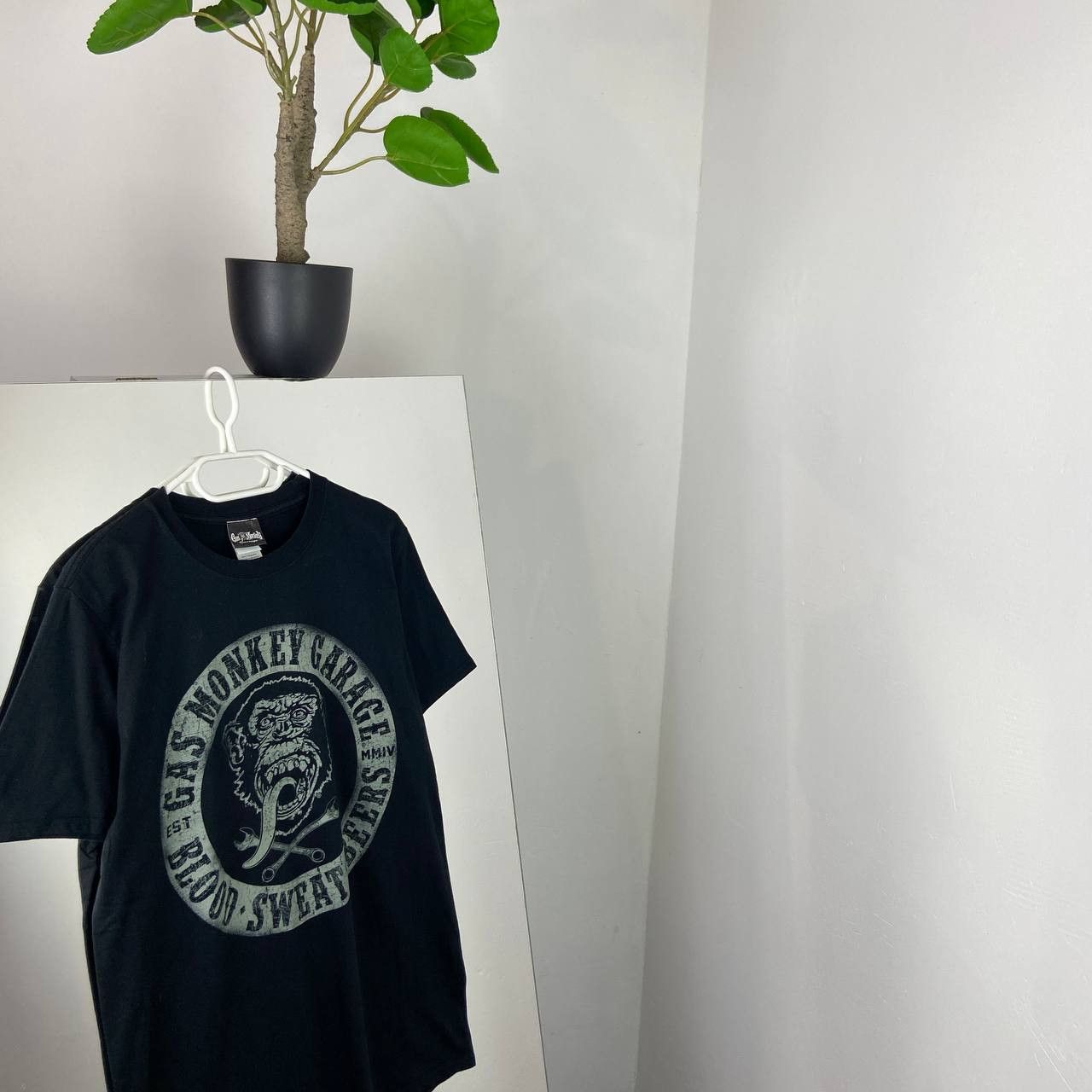 Vintage Gas Monkey Vintage Y2K Big Logo T-Shirt Streetwear 90s Size US M / EU 48-50 / 2 - 1 Thumbnail