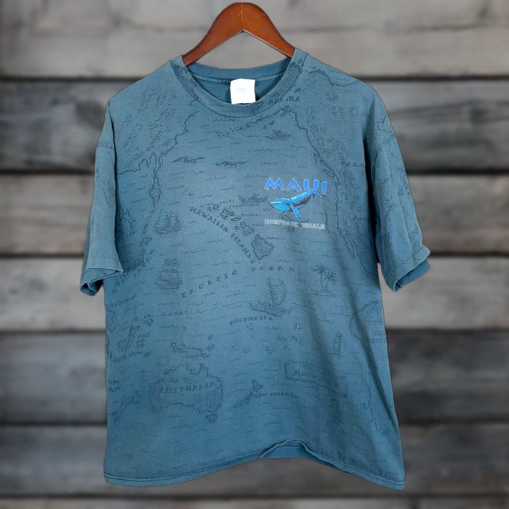 Hanes VINTAGE Hanes T-Shirt Maui Humpback Whale Map Graphic Short Sleeve Adult XL Blue 90s Nautical Animals Mens Size US XL / EU 56 / 4 - 1 Thumbnail