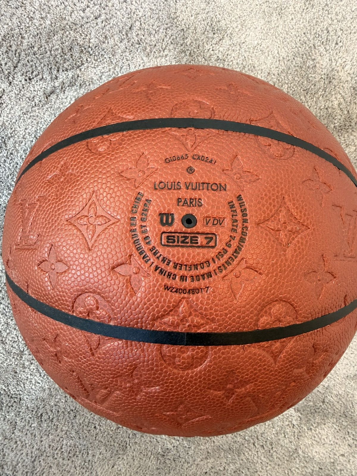 Louis Vuitton Louis Vuitton x NBA Wilson Basketball! Designed by Virgil! Size ONE SIZE - 3 Thumbnail