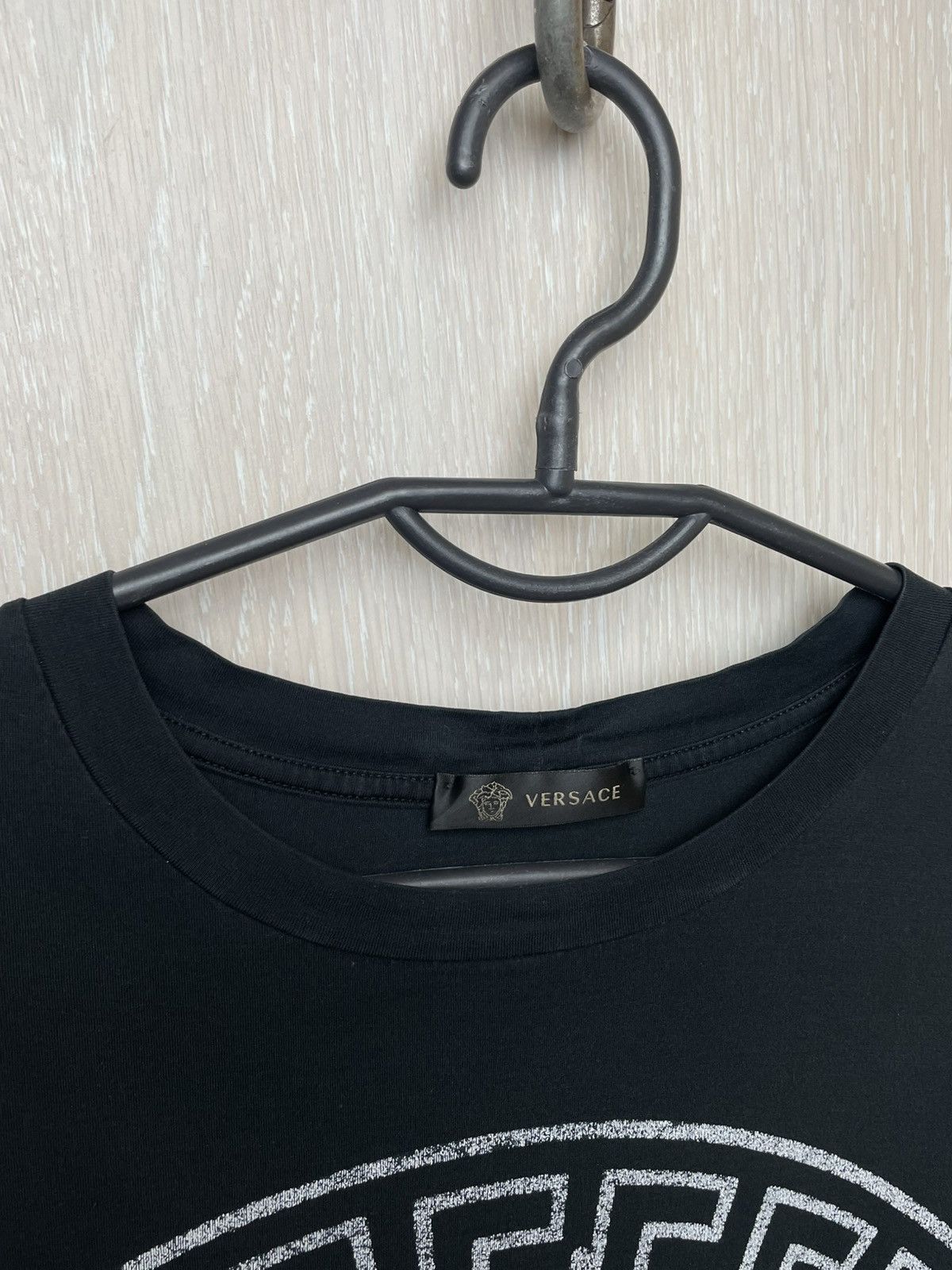 Versace Versace Medusa Distressed Tee T-shirt Size US S / EU 44-46 / 1 - 6 Thumbnail