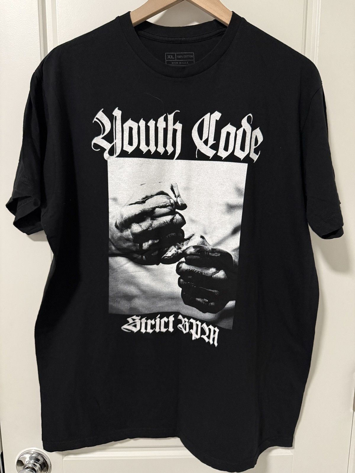 Band Tees YOUTH CODE Size US XL / EU 56 / 4 - 1 Thumbnail