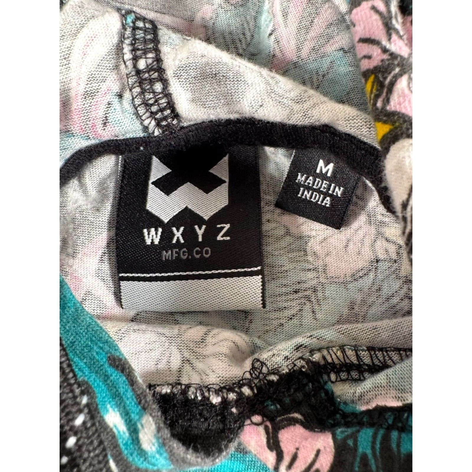 Vintage **WXYZ Mens Hooded T-Shirt Sz M Gothic Floral Grunge Streetwear** User: WXYZ Mens Hooded T-Shirt Sz M Gothic Floral Grunge Streetwear Size US M / EU 48-50 / 2 - 2 Thumbnail