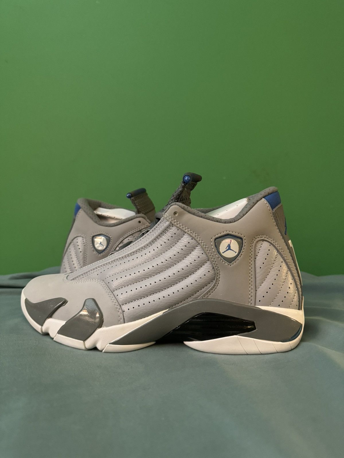 Jordan Brand Nike Air Jordan 14 Wolf Grey 2014 Size US 9.5 / EU 42-43 - 1 Thumbnail