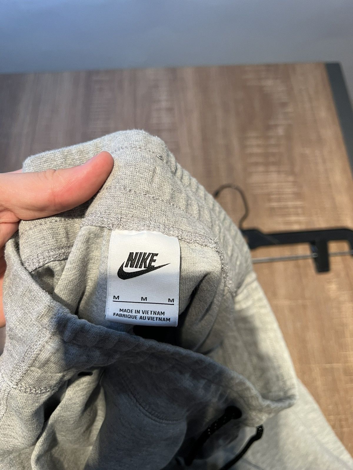 Nike Nike Tech Fleece Sweatpants Men Medium Gray Cuffed Jogger Size US 40 / EU 56 - 6 Thumbnail