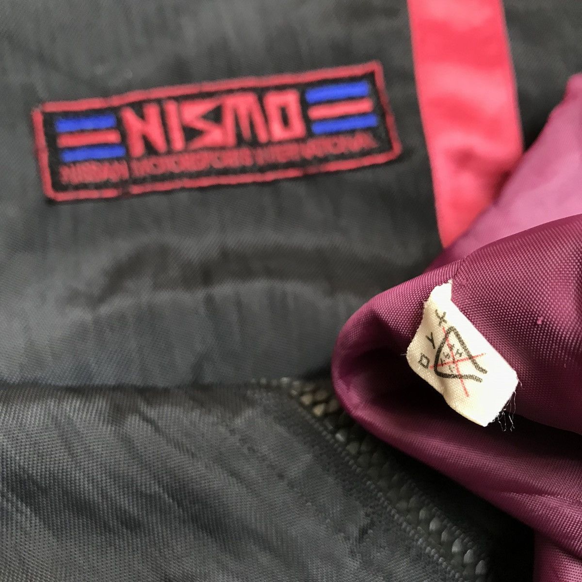 Vintage Vintage Nissan Nismo Racing Old Logo Bomber Jacket JDM Size US XL / EU 56 / 4 - 10 Thumbnail