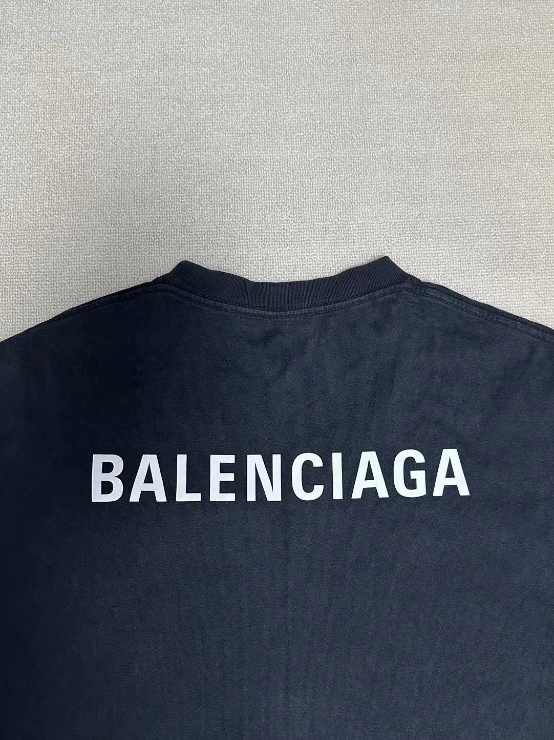Balenciaga Balenciaga logo washed short sleeves in front and back Size US M / EU 48-50 / 2 - 4 Thumbnail