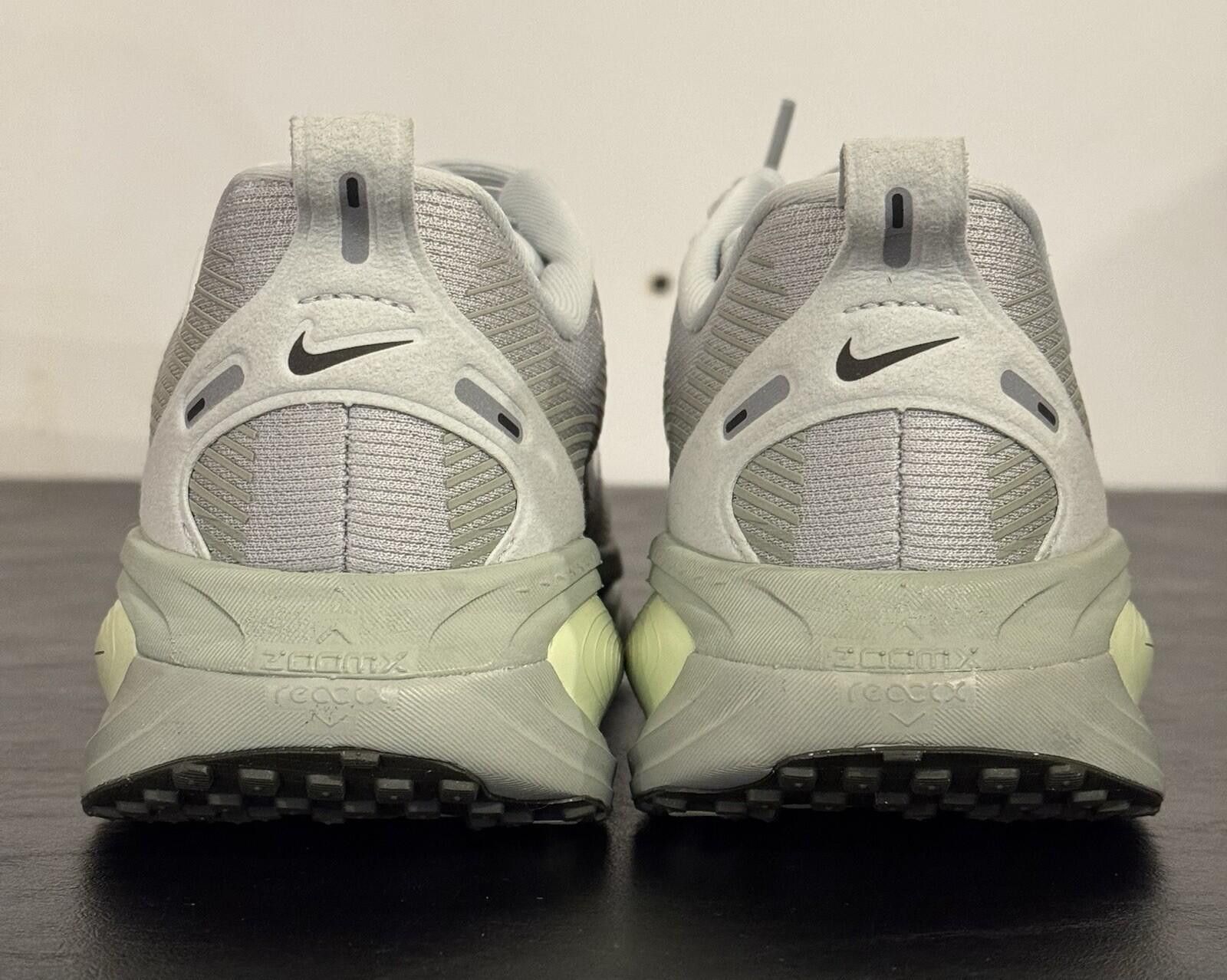 Nike MEN's 6 / 7.5 W - Nike Vomero 18 Light Silver College Grey Size US 6 / EU 39 - 4 Thumbnail