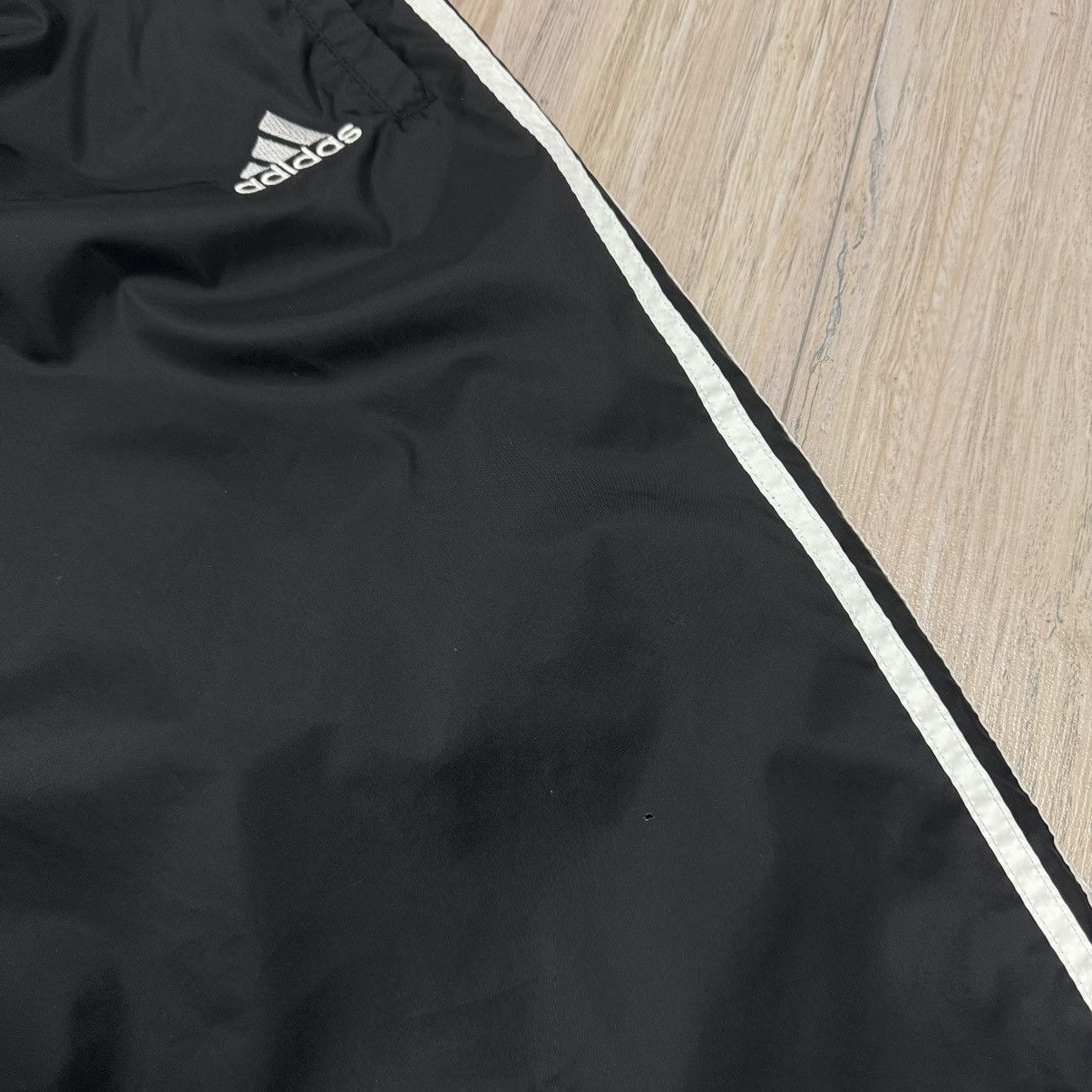 Adidas Rare 90s Adidas Vintage Tearaway Drill Nylon Track Jogger Size US 31 - 17 Thumbnail