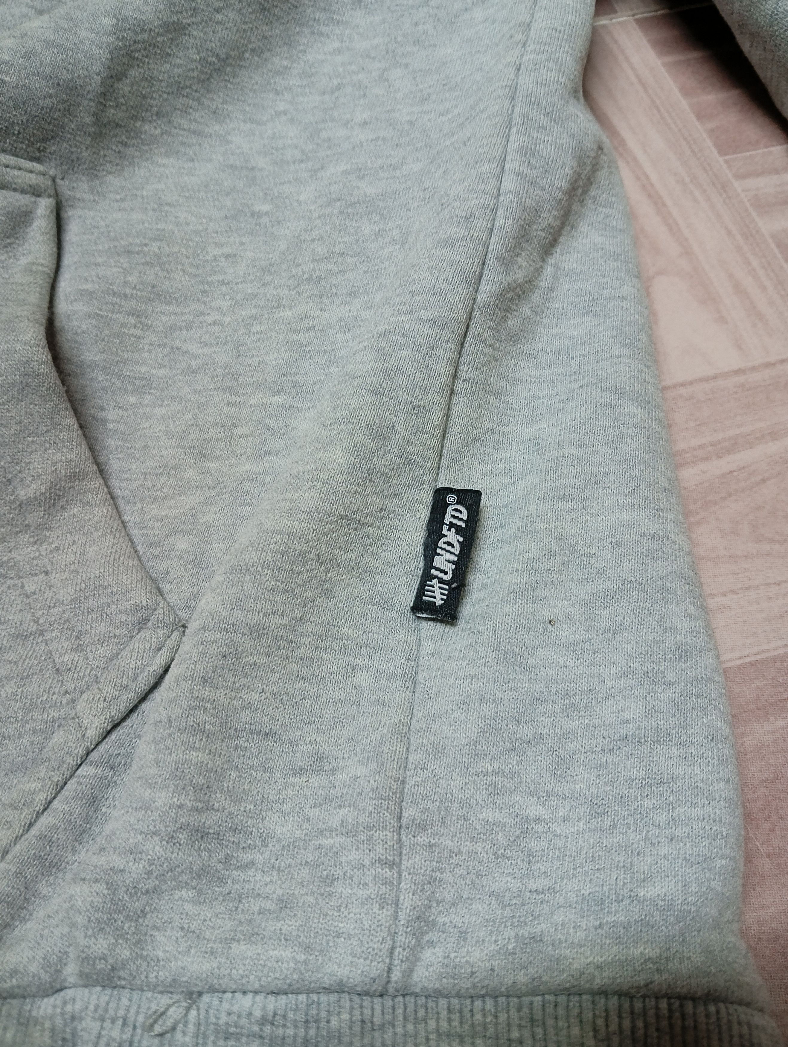 Undefeated undefeated spellout hoodie Size US M / EU 48-50 / 2 - 10 Thumbnail