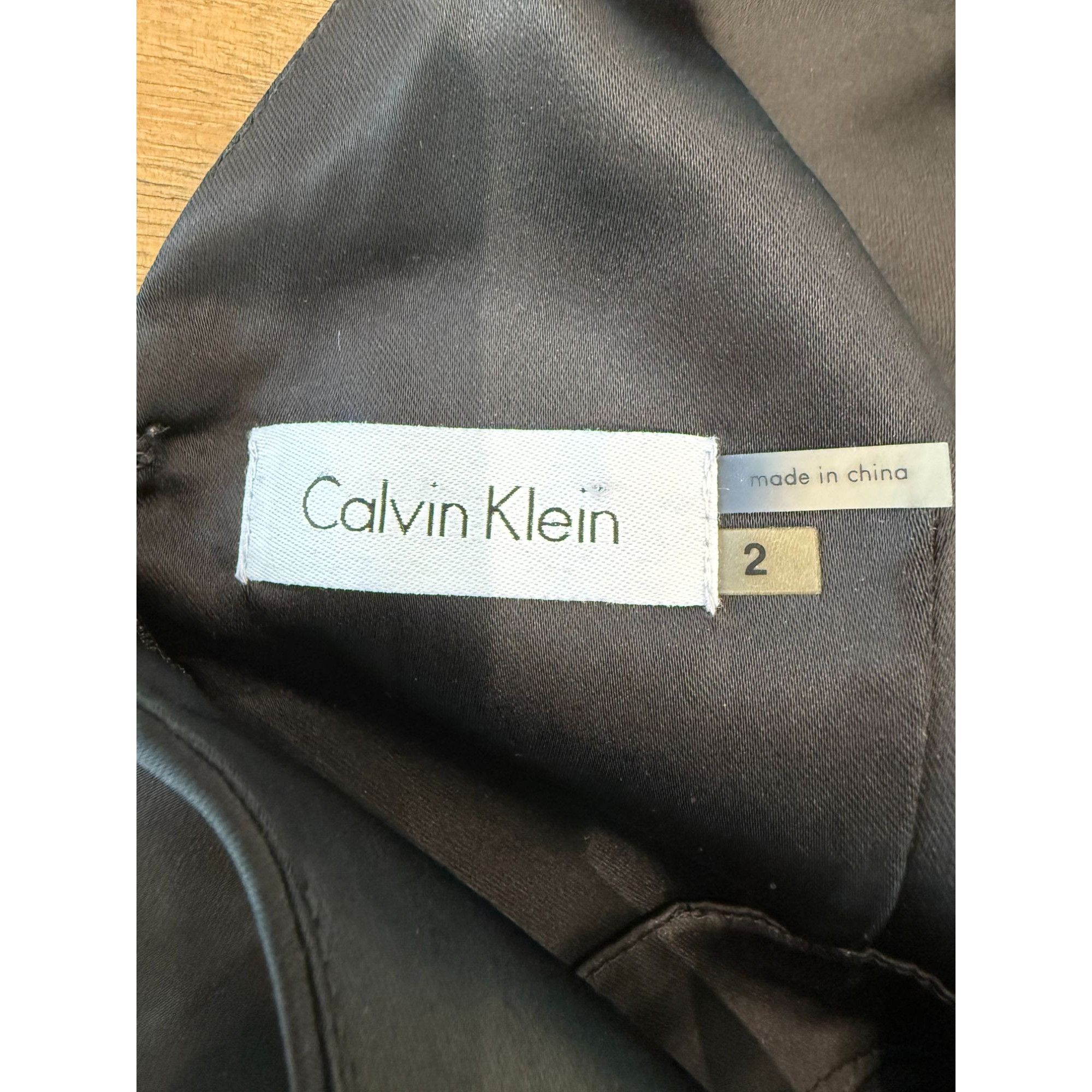 Calvin Klein Calvin Klein Satin Like Sheath Cocktail Dress, size 2 Size XS / US 0-2 / IT 36-38 - 3 Thumbnail