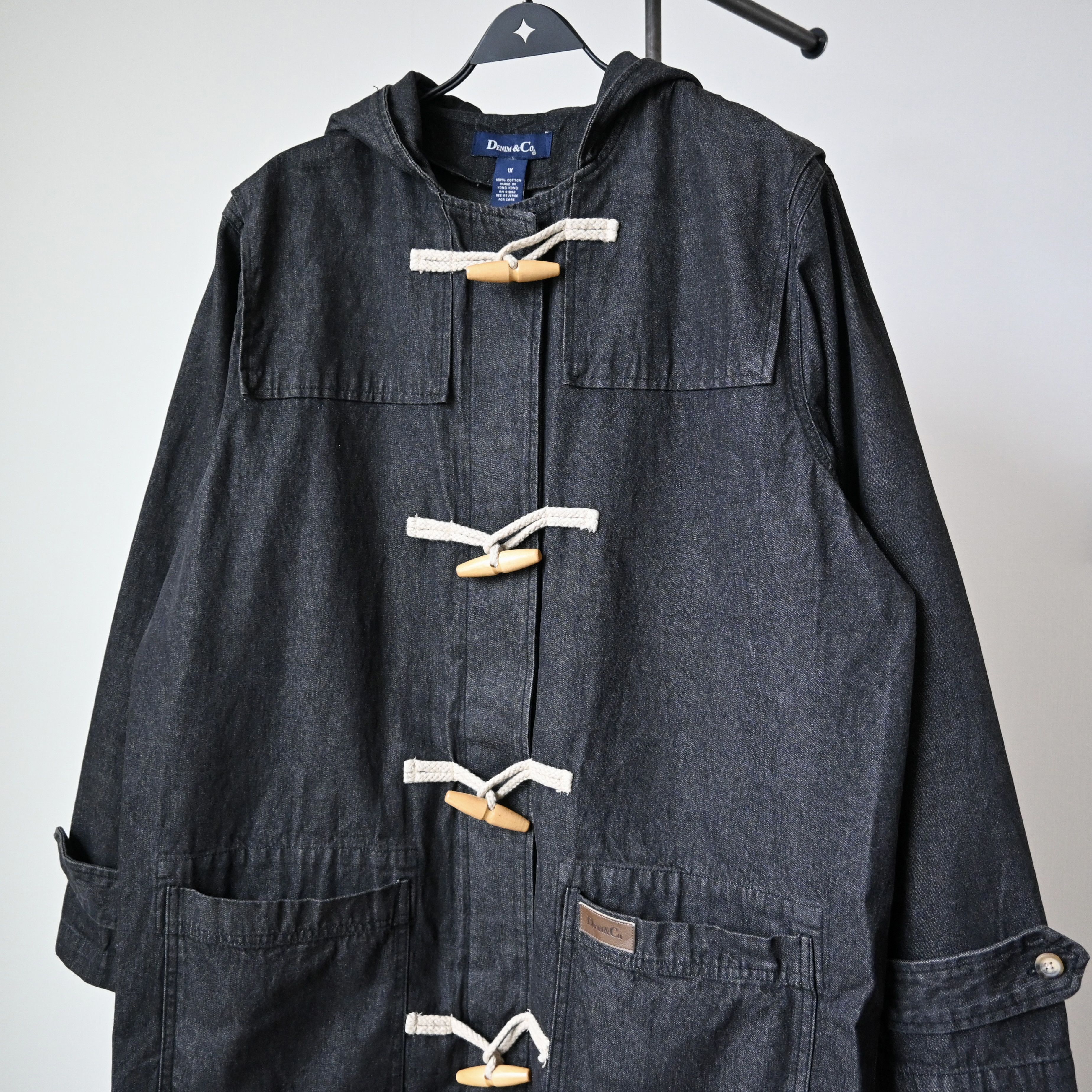 Denim & Co. 1990s Denim & Co black denim duffle coat, size 1X Size US L / EU 52-54 / 3 - 5 Thumbnail