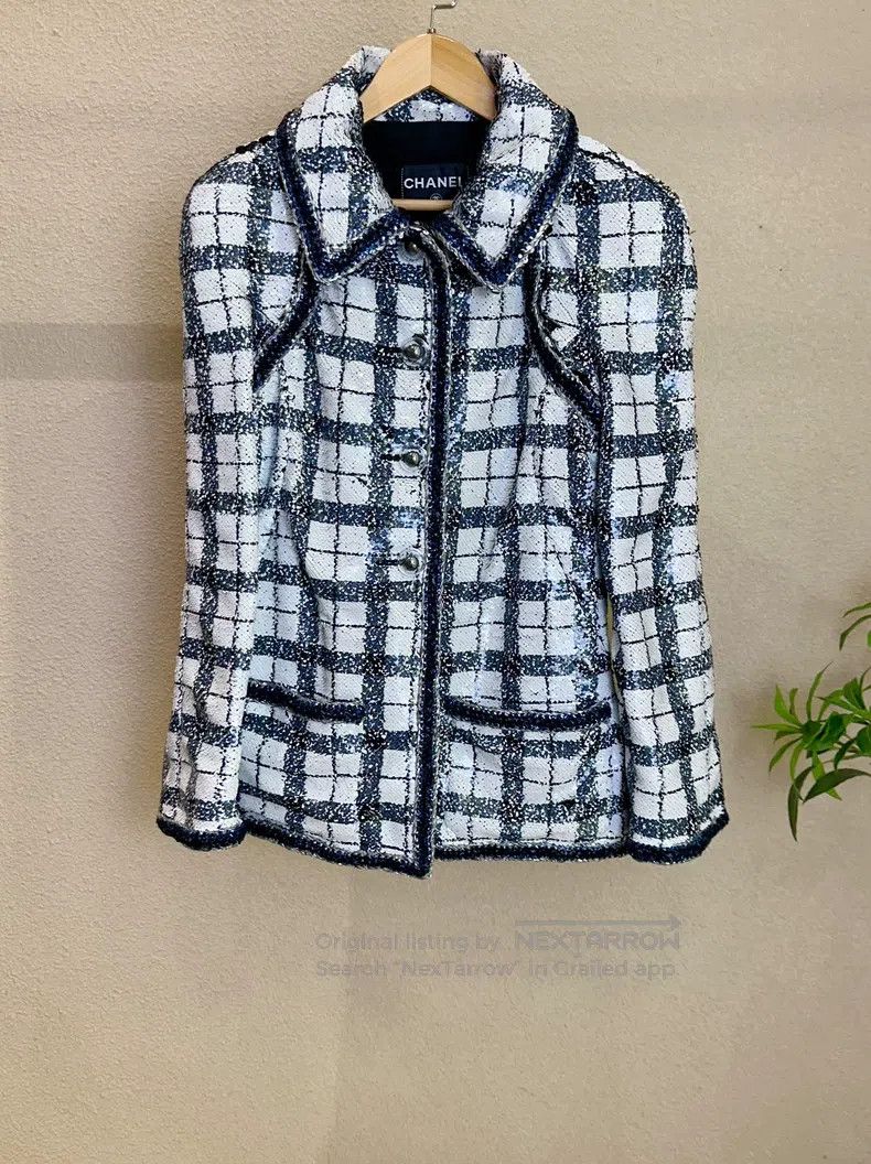 Chanel Chanel Popular black and white sequin jacket at the Lafaye Size S / US 4 / IT 40 - 1 Thumbnail