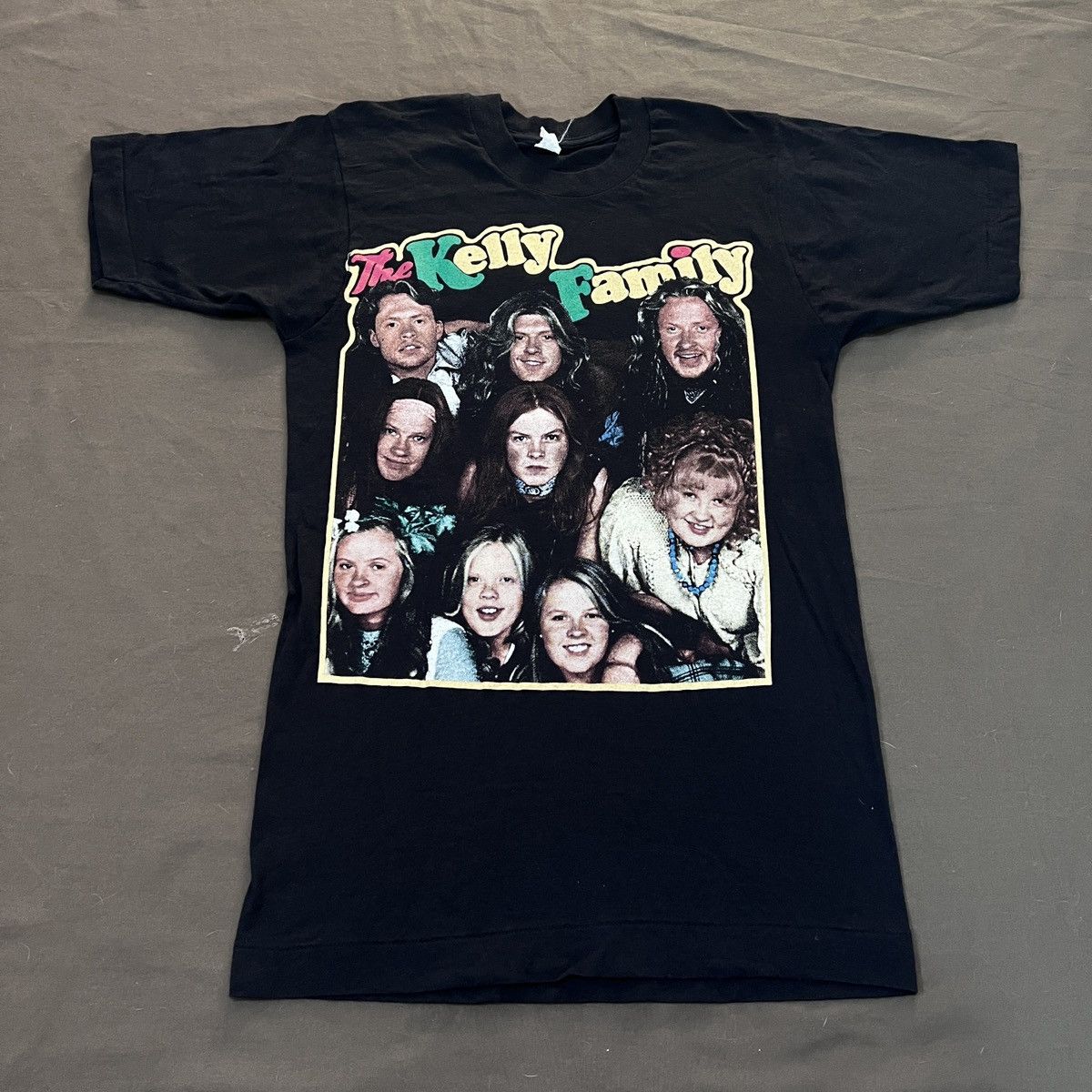 Band Tees Vintage The Kelly Family Band Promo Tee Folk music Size US S / EU 44-46 / 1 - 2 Thumbnail