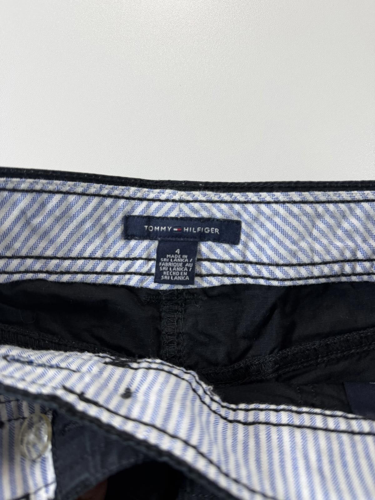 Tommy Hilfiger Tommy Hilfiger Black Casual Shorts with Belt 4 Size 27" / US 4 / IT 40 - 4 Thumbnail