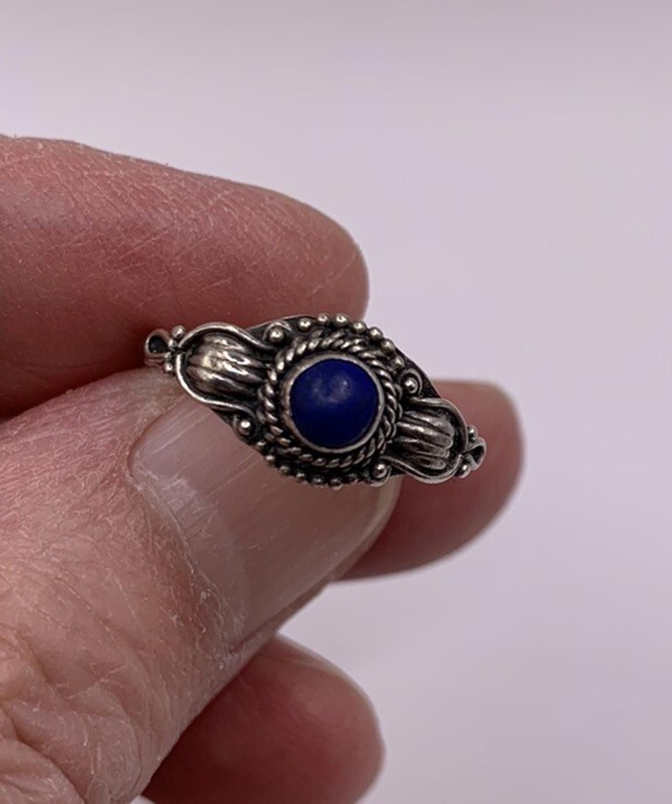 Sterling Silver Vintage Sterling Silver 925 Lapis Lazuli Ring Size 6 Size ONE SIZE - 1 Thumbnail