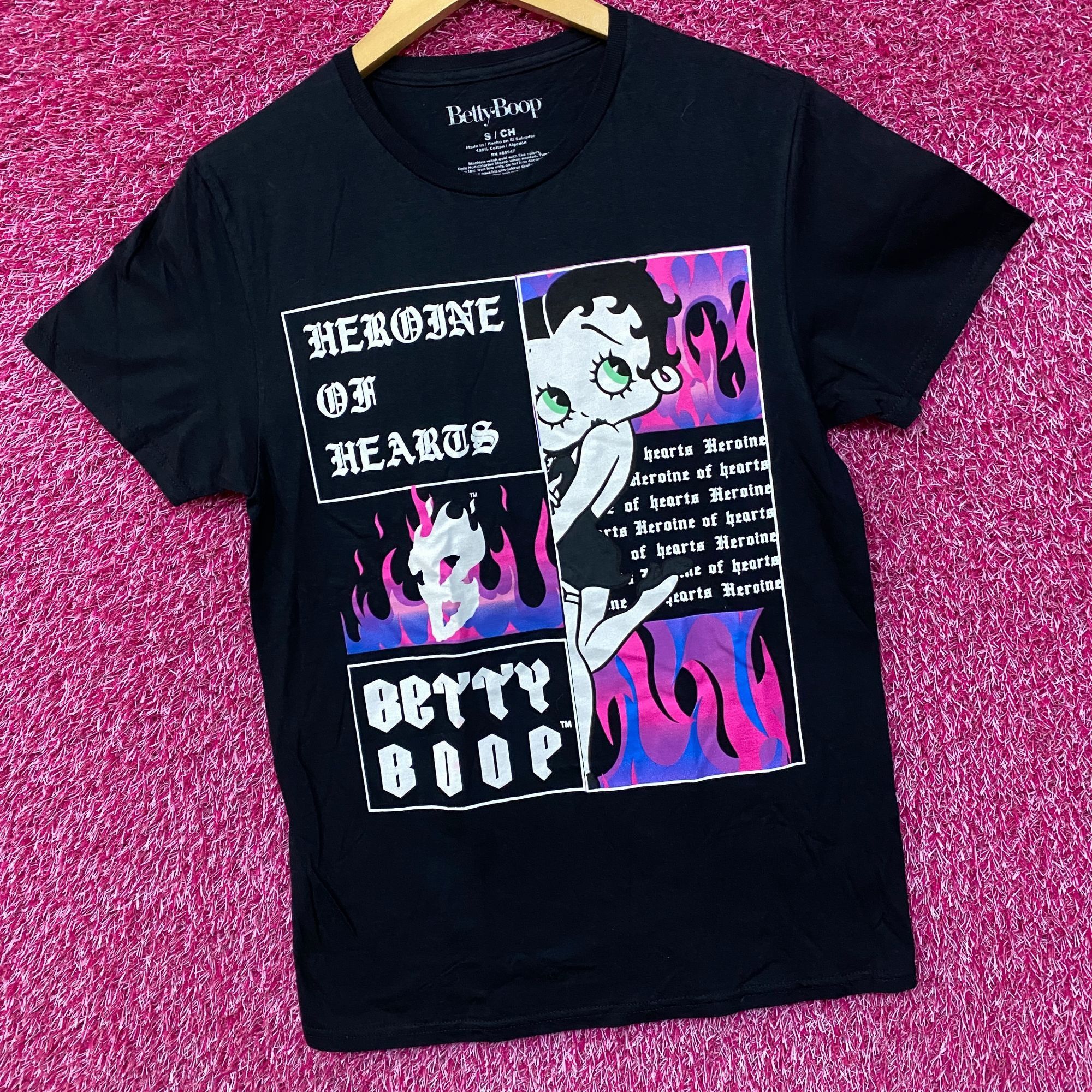 Other Betty Boop Heroine Of Hearts Graphic Design T-Shirt Small Size US S / EU 44-46 / 1 - 3 Thumbnail