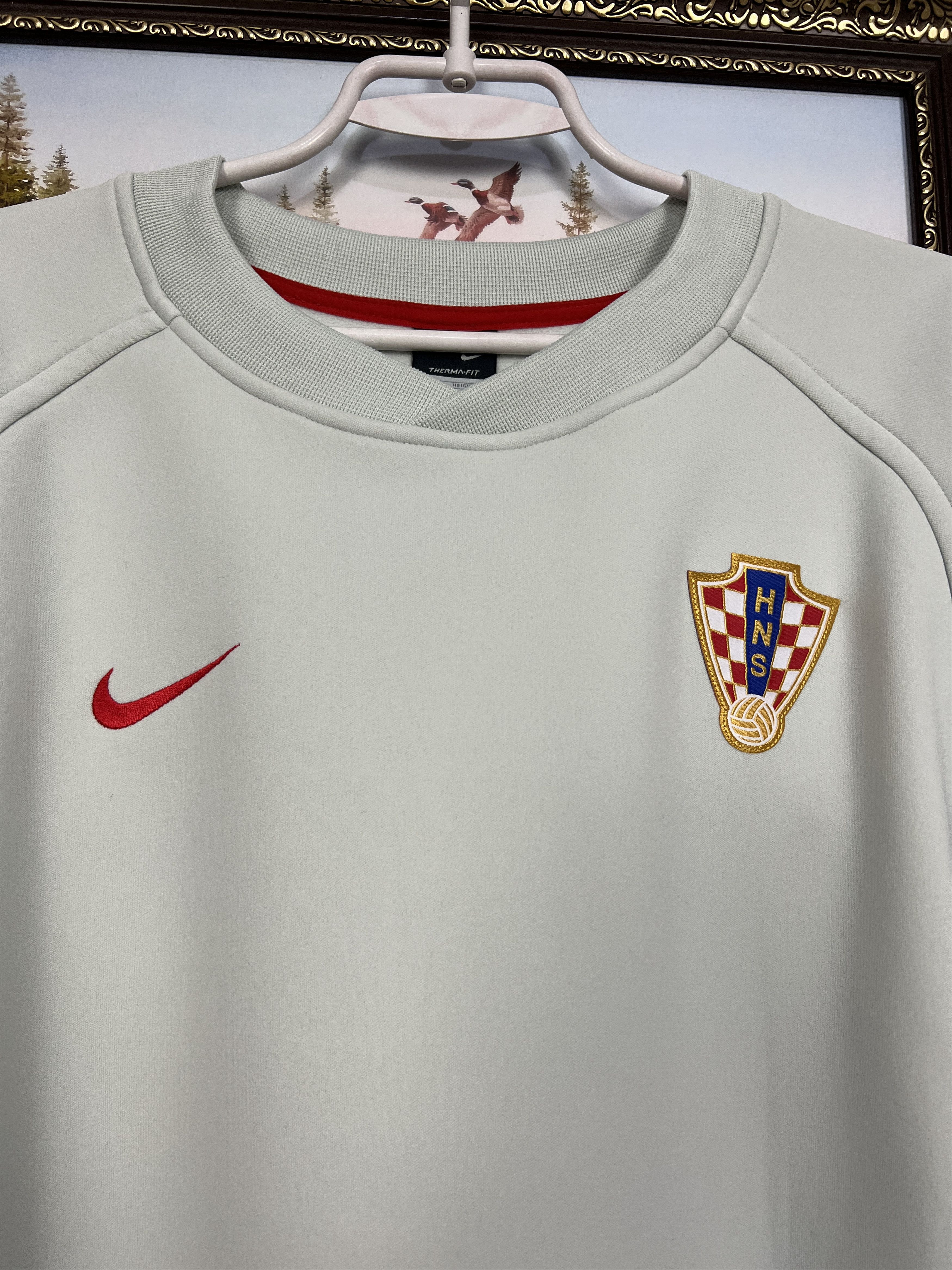 Nike Croatia Football Train Sweatshirt Soccer Crewneck Jacket Size US XL / EU 56 / 4 - 3 Thumbnail