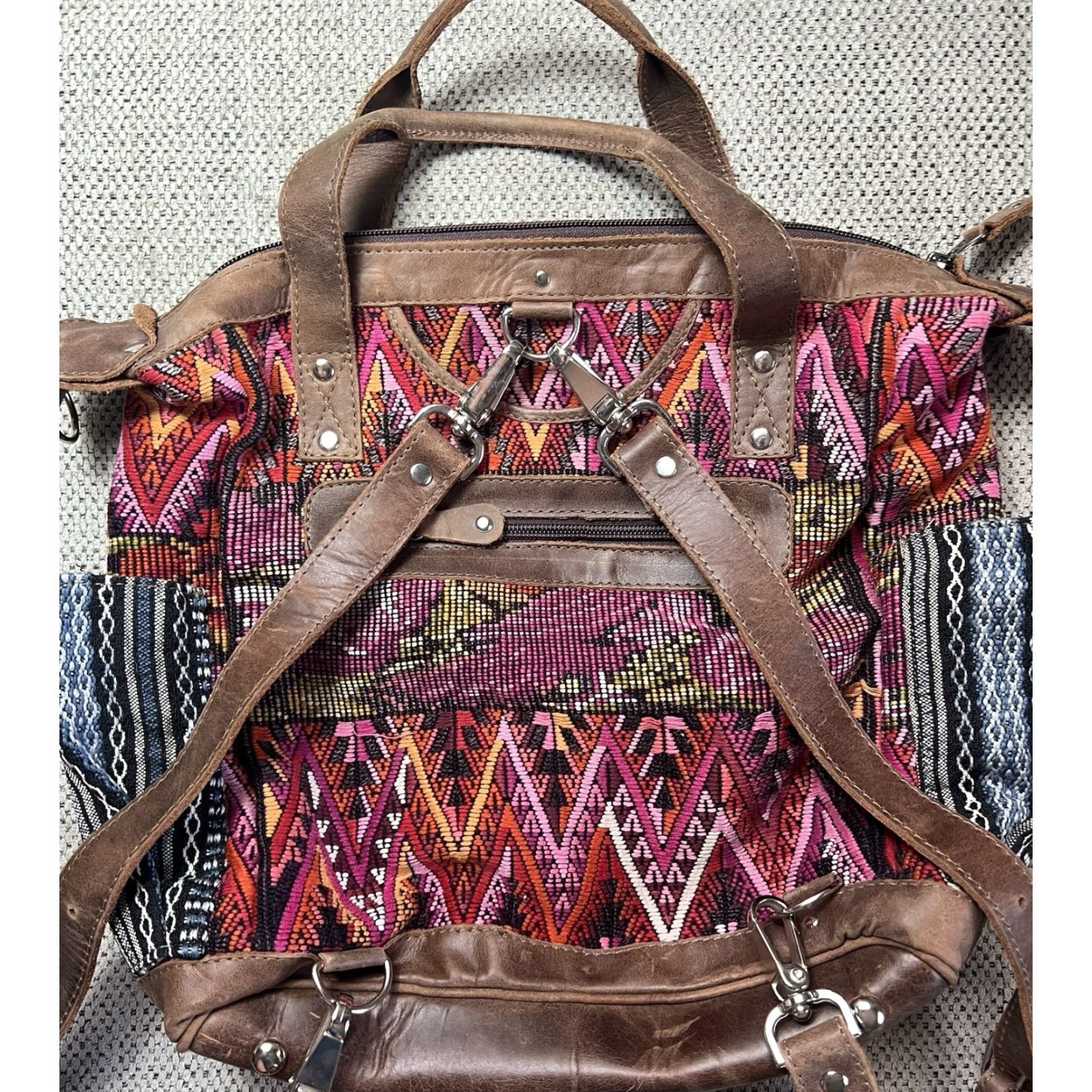 CO Nena & Co Convertible Crossbody Day Bag Leather Multicolor Designer Women Backpack Shoulder Handbag Size ONE SIZE - 4 Thumbnail