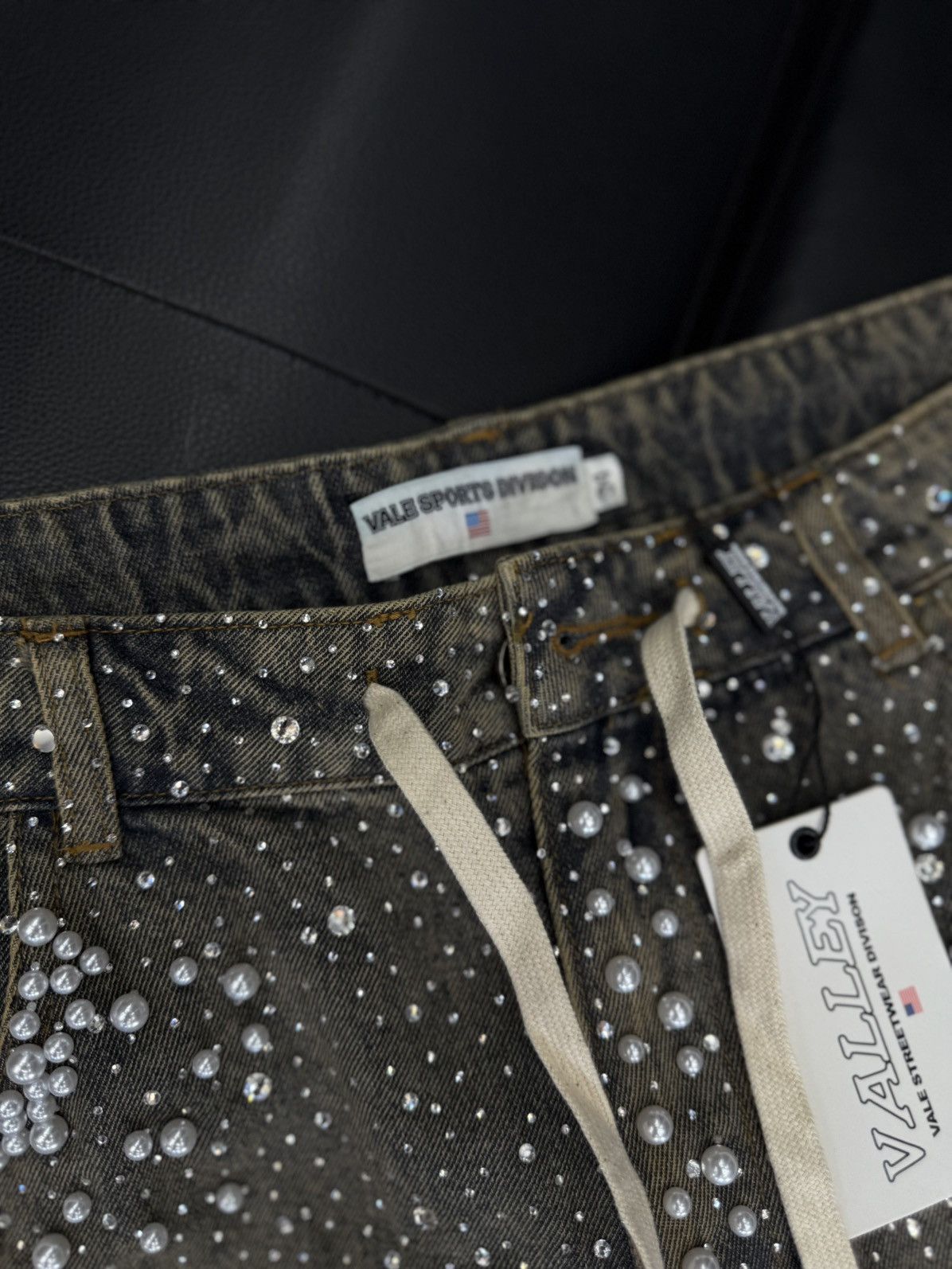 Vale Valley Vale Blue Rhinestone Shorts Size 34 (NEW) Size US 34 / EU 50 - 7 Thumbnail