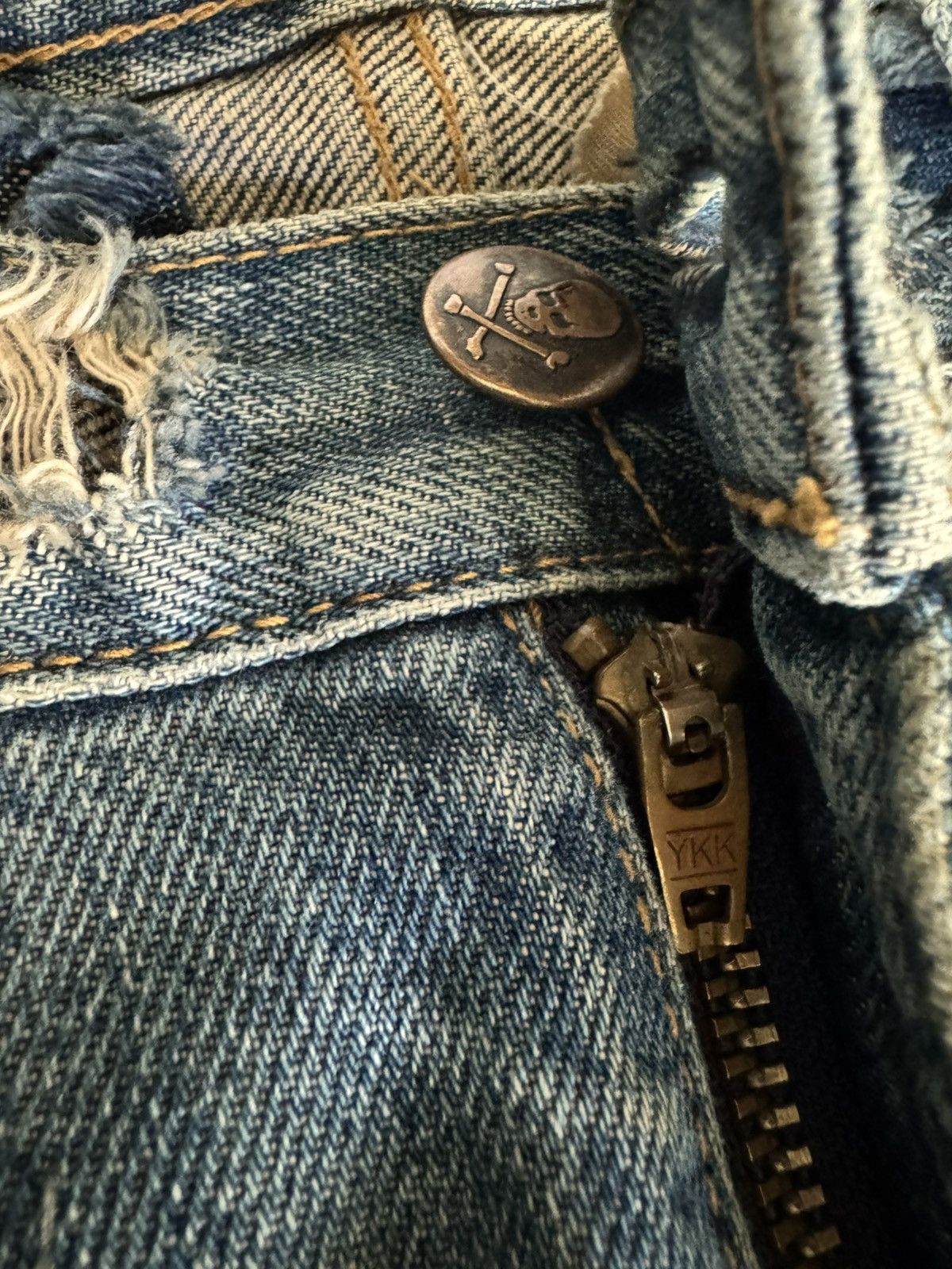 Jun Takahashi × Undercover ARCHIVE UNDERCOVER AW05 ARTS AND CRAFTS 85 DENIM JEANS Size US 28 / EU 44 - 12 Thumbnail