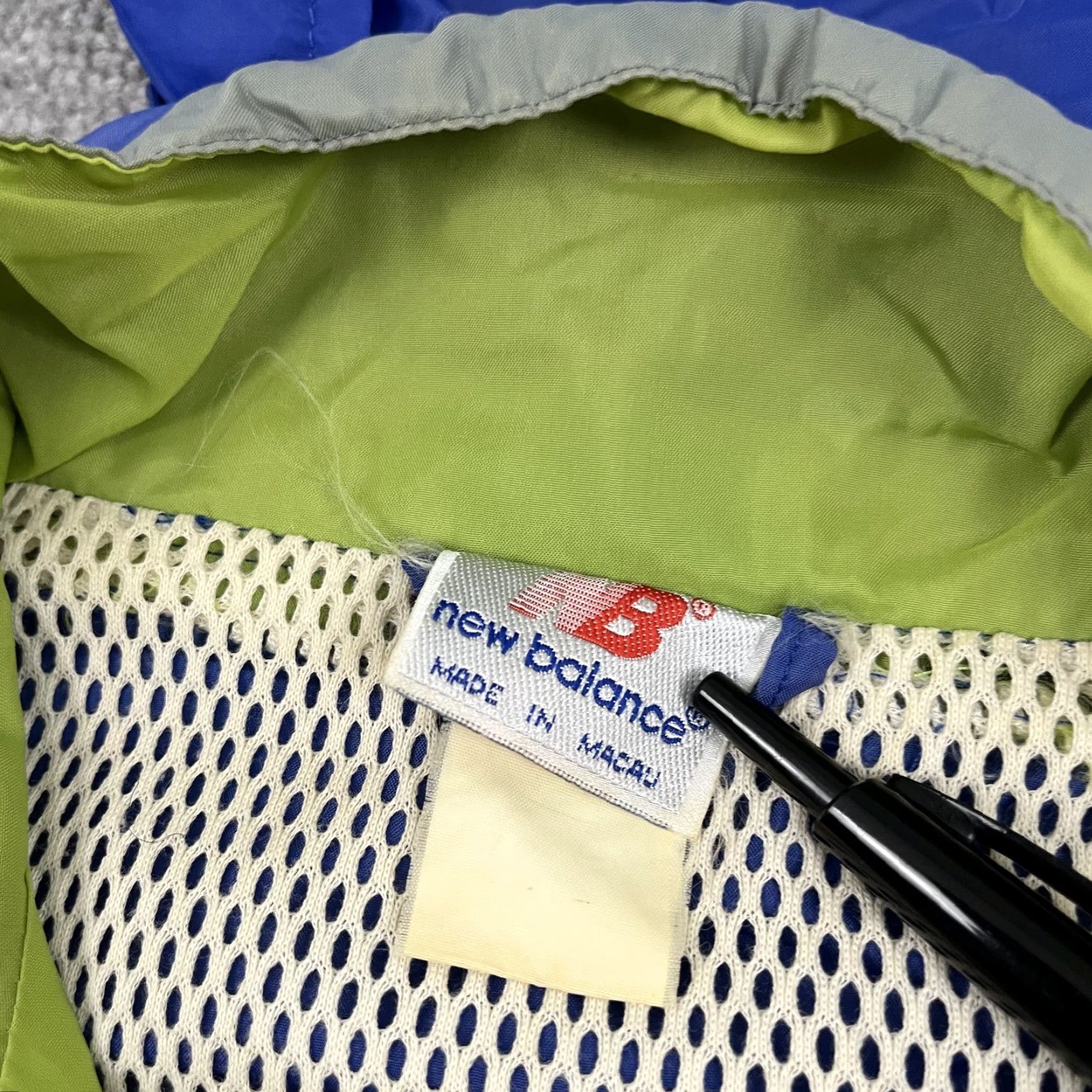 New Balance VTG New Balance Jacket Mens XL Windbreaker Blue Lightweight 90s Retro Regular with Hooded Pockets 1/4 Zip Size US XL / EU 56 / 4 - 3 Thumbnail