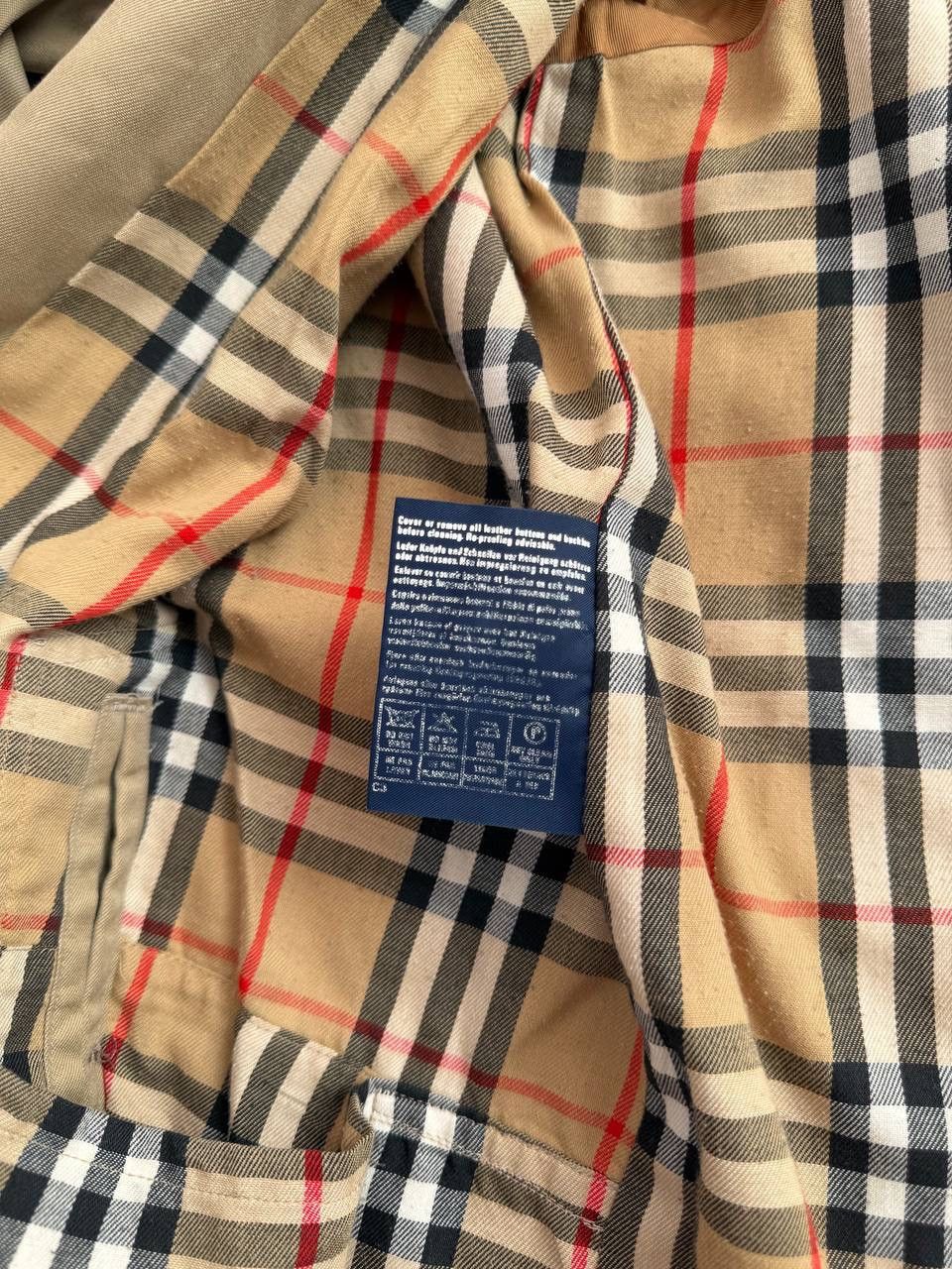 Burberry Vintage Burberry trench coat Size US M / EU 48-50 / 2 - 14 Thumbnail