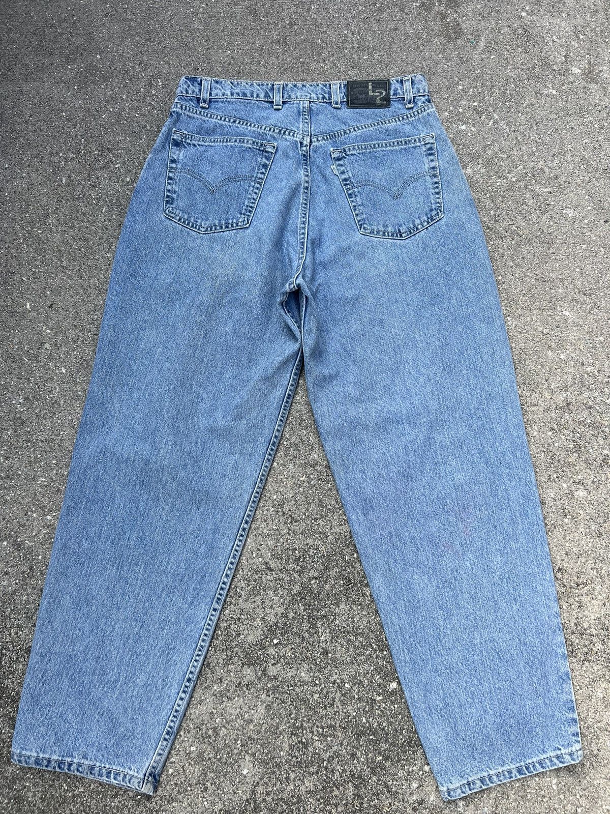 Levi's Vintage 1992 Levi’s L2 Light Blue Denim Baggy Fit Jeans Size US 33 - 2 Thumbnail