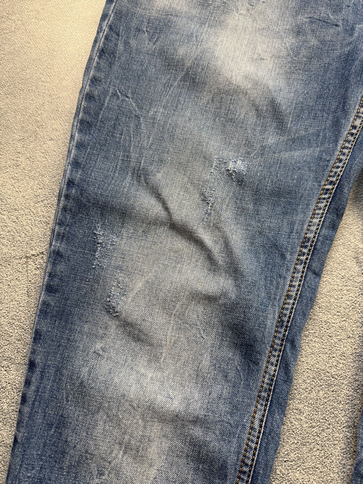 Dolce & Gabbana Vintage Dolce & Gabbana Metal Logo Jeans Size US 34 / EU 50 - 10 Thumbnail