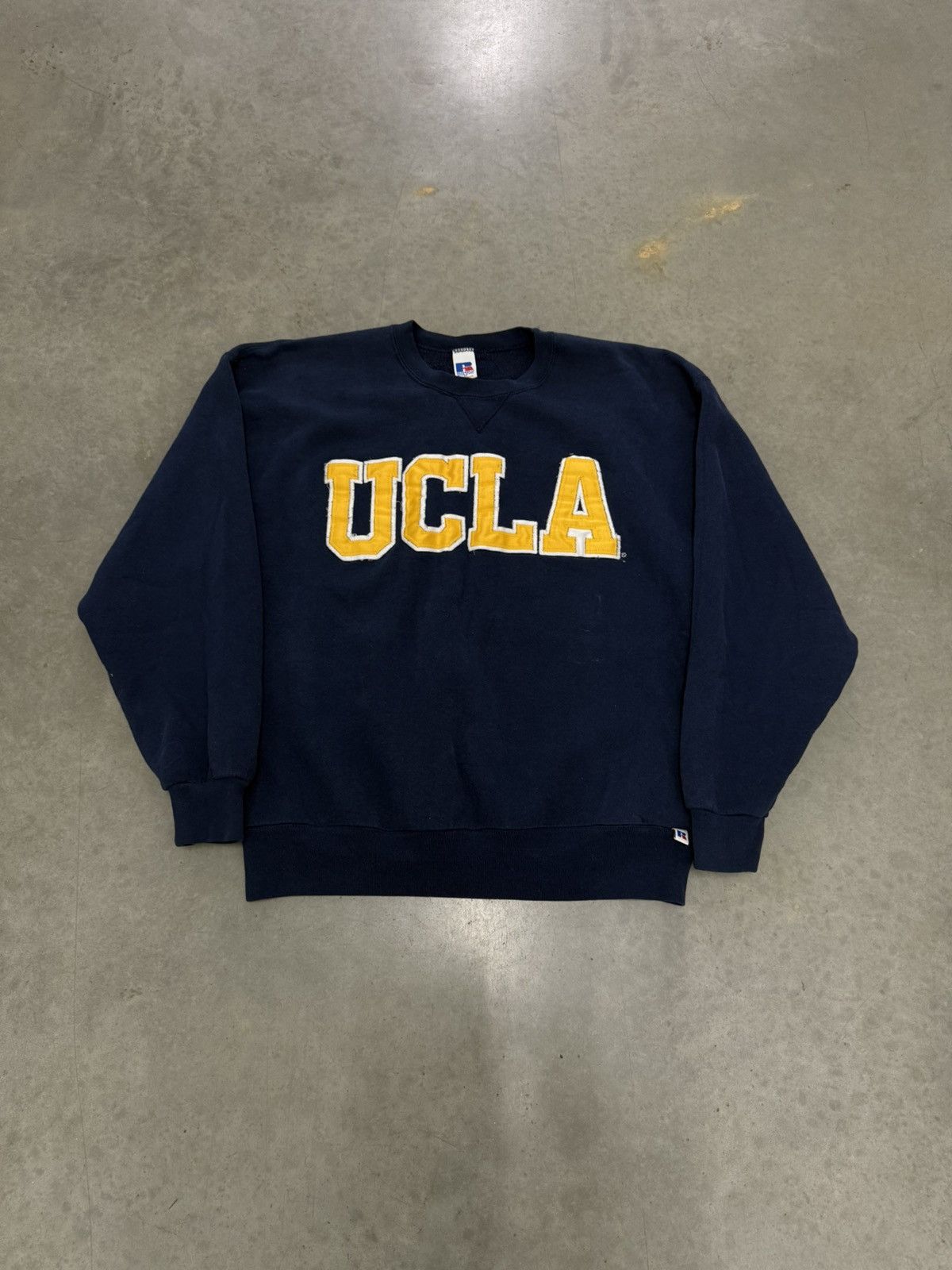 UCLA Russell Athletic Navy Vintage Sweatshirt 90s NCAA USA