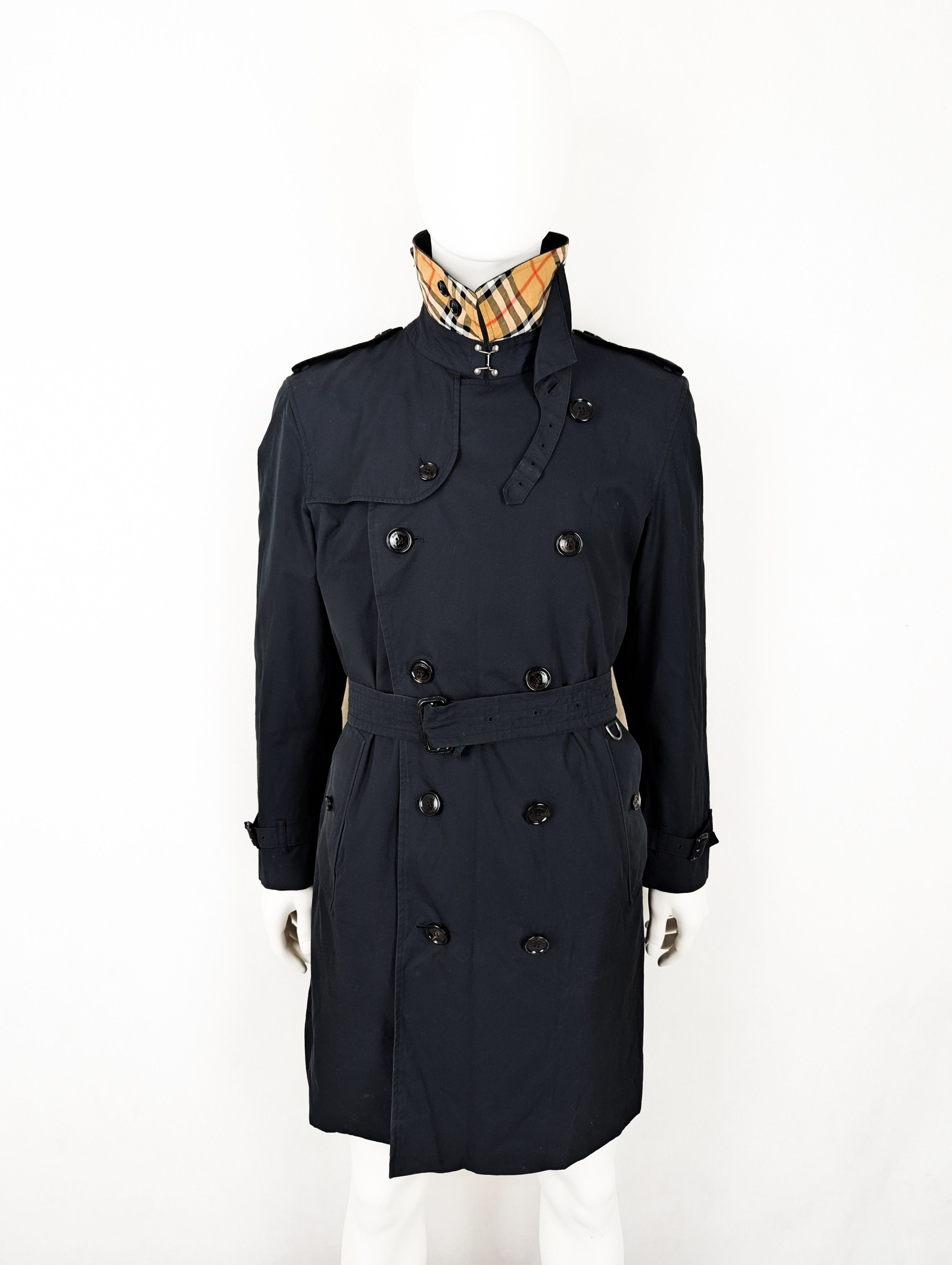 Burberry Burberry black nova check trench coat 54 L Size US L / EU 52-54 / 3 - 1 Thumbnail