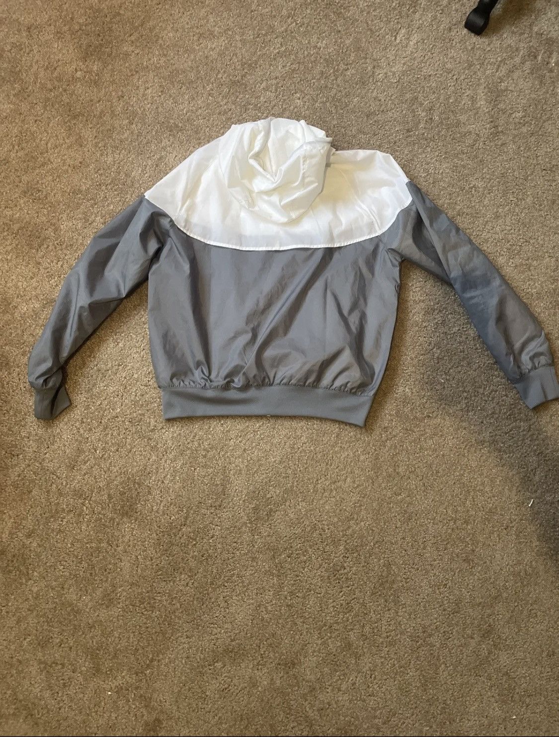 Nike Nike Windrunner | men S Size US S / EU 44-46 / 1 - 2 Thumbnail