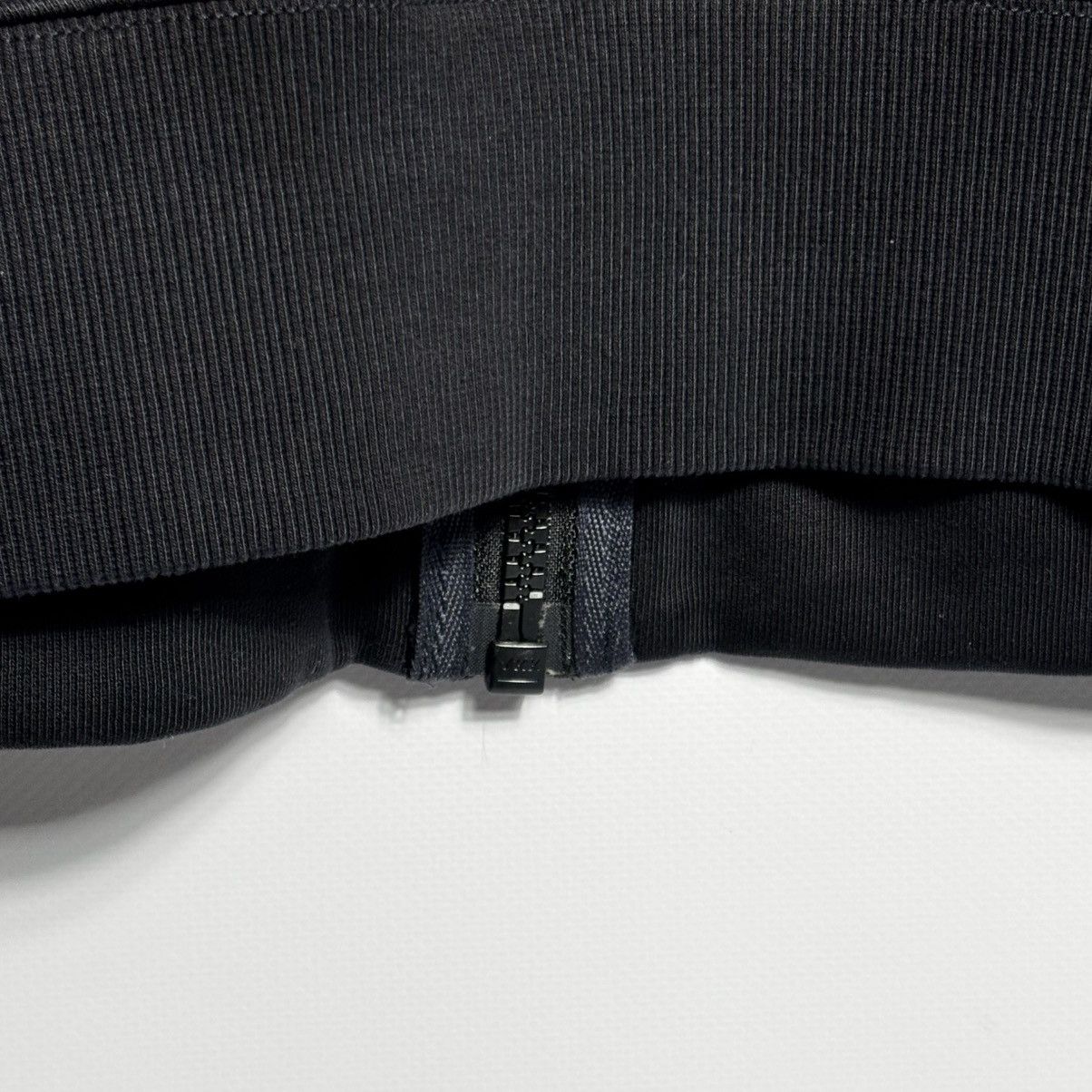 C.P. Company C.P. Company zip black sweatshirt M size Size US M / EU 48-50 / 2 - 16 Thumbnail