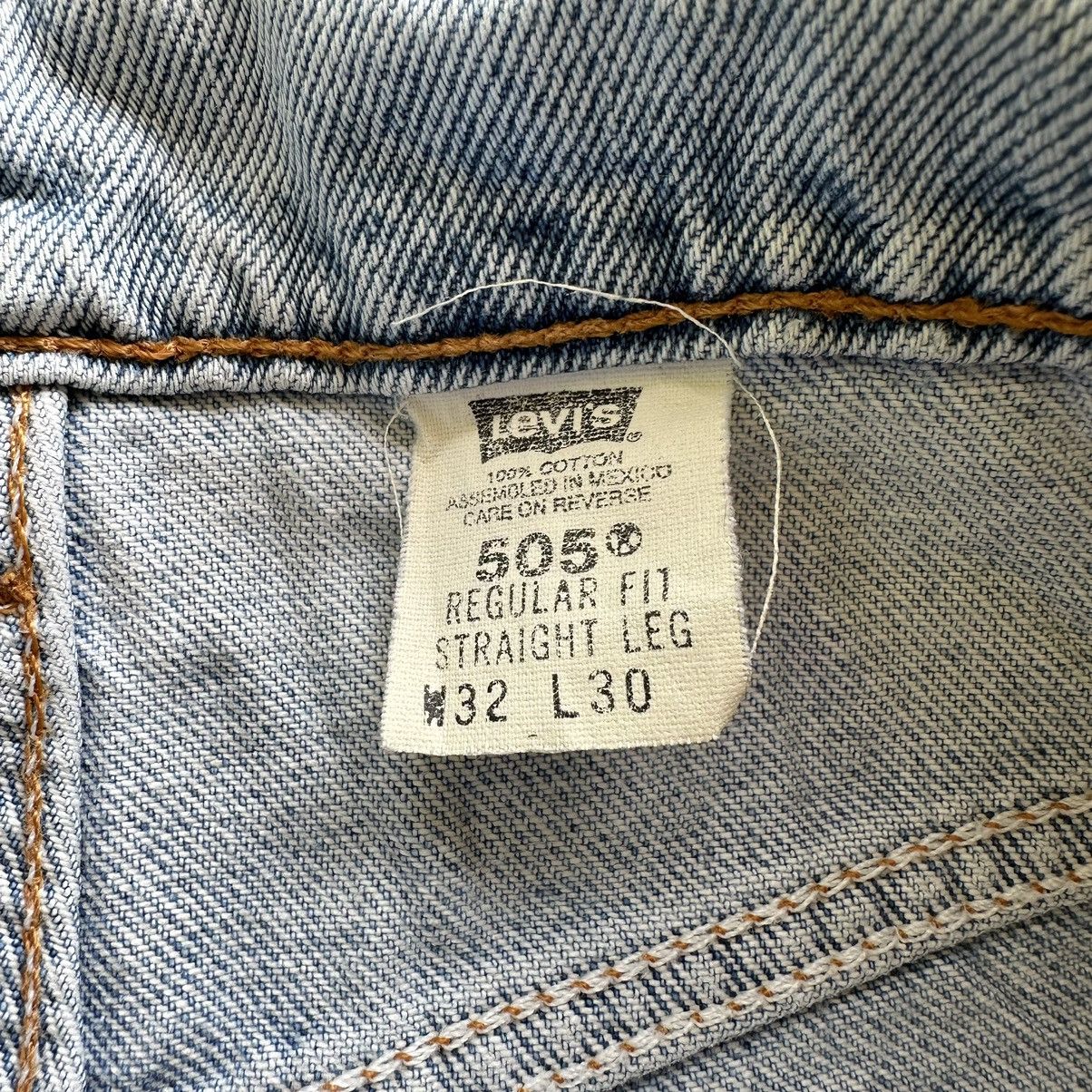 Japanese Brand Vintage Levi’s 505 Lightwash Distress Faded Denim Jean Pant Size US 30 / EU 46 - 6 Thumbnail