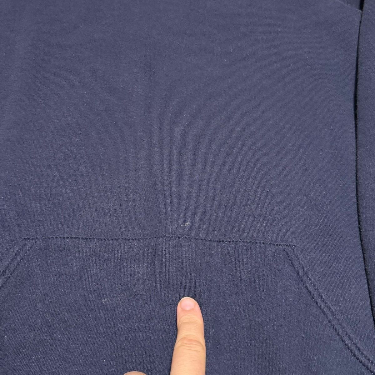 Russell Athletic 80s Russell Athletic Navy Hoodie Men's Medium FLAWS Size US L / EU 52-54 / 3 - 2 Thumbnail