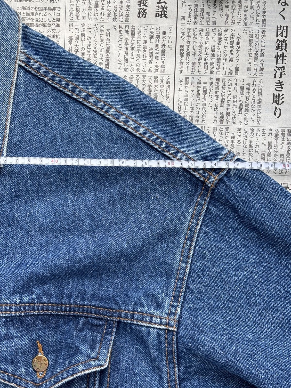Armani 90’s Armani Jeans Cropped Denim Jacket Size US L / EU 52-54 / 3 - 8 Thumbnail