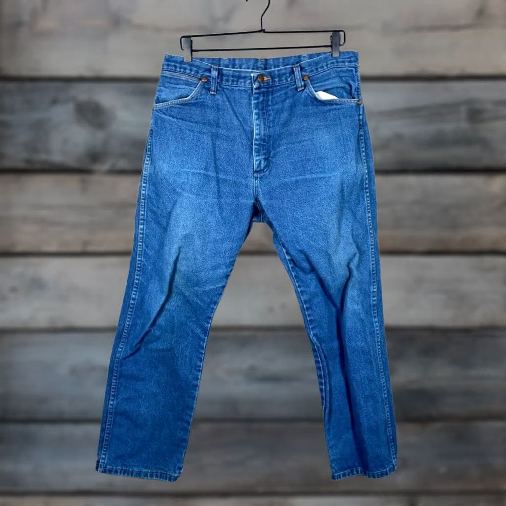 Wrangler VINTAGE Wrangler Cowboy Cut Jeans Men's 36 x 27 Blue Denim 13MWZ 90s Hipster Retro Regular Mens Side Zip Fly 5-Pocket Size US 36 / EU 52 - 1 Thumbnail