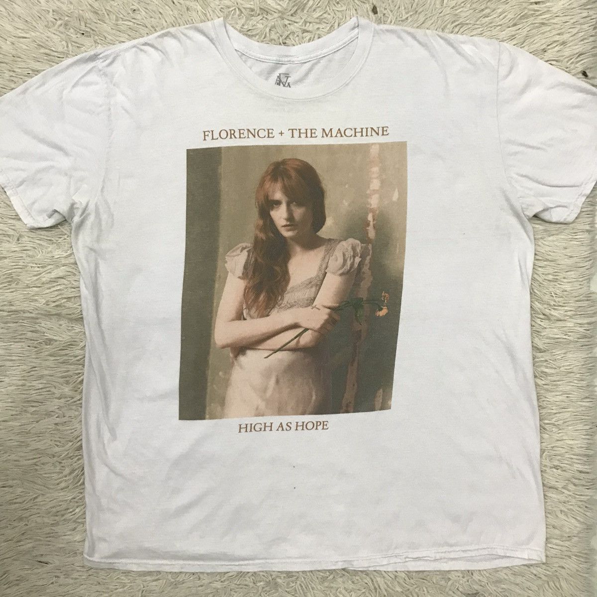Band Tees FLORENCE & THE MACHINE ENGLISH ROCK BAND VOCALIST TSHIRT Size US XXL / EU 58 / 5 - 9 Thumbnail