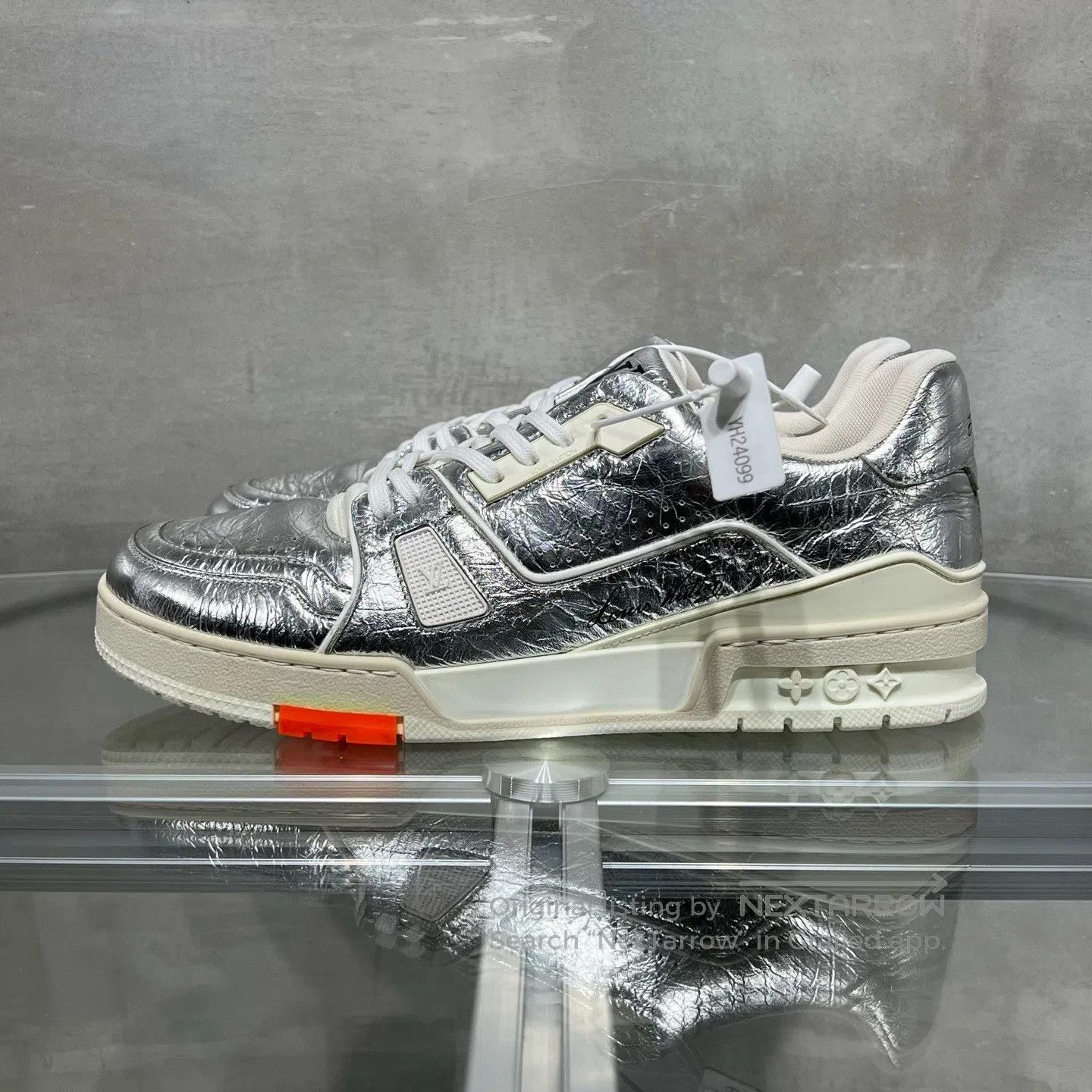 Louis Vuitton Louis Vuitton Trainer tin foil silver shoes Size US 9 / EU 42 - 3 Thumbnail