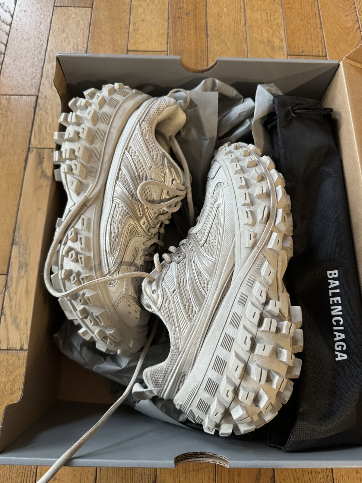 Balenciaga OG Balenciaga Defender Black 41 BOUNCER DEMNA YE CARTI Size US 8.5 / EU 41-42 - 19 Thumbnail