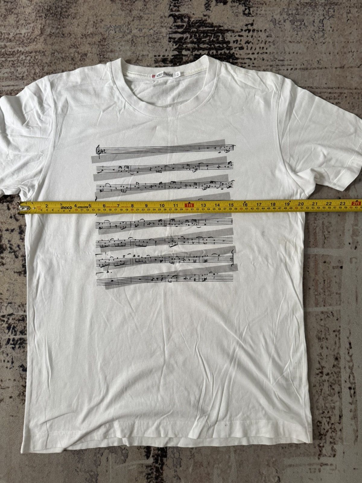 Uniqlo assorted tshirt - Uniqlo melody note tshirt Size US M / EU 48-50 / 2 - 6 Thumbnail