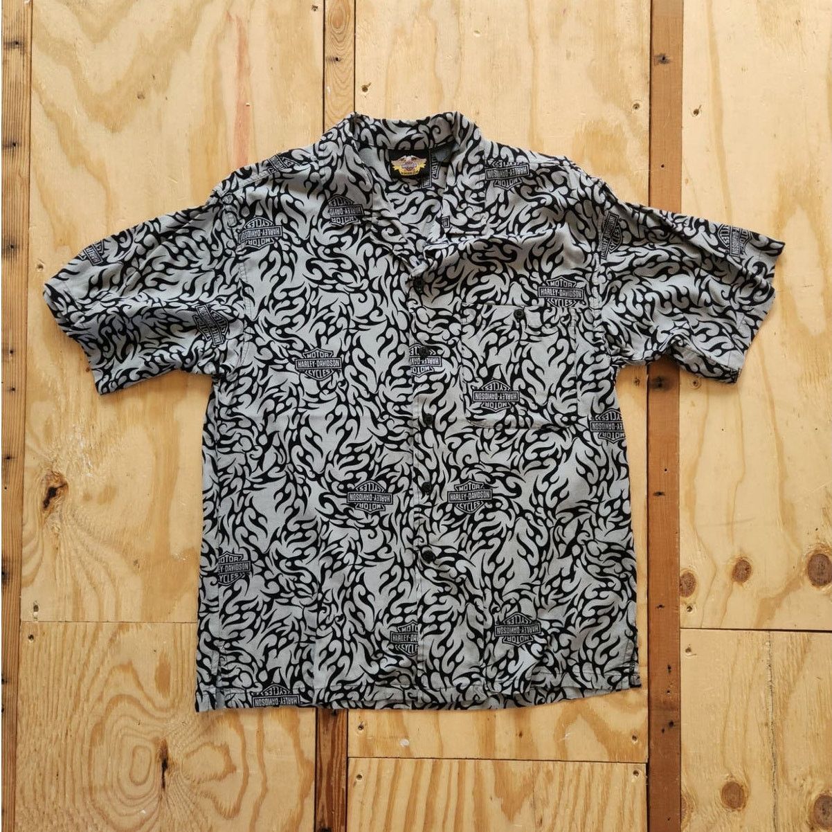 Harley Davidson Vintage Harley Davidson All Over y2K Button Hawaiian Shirt Size US M / EU 48-50 / 2 - 1 Thumbnail
