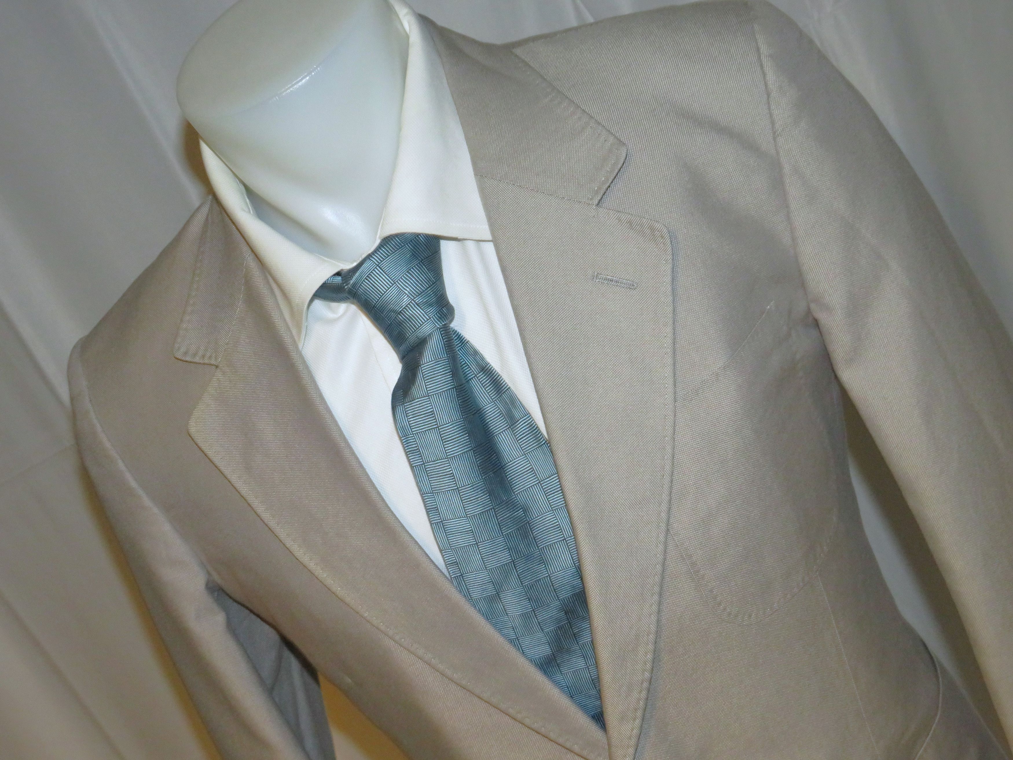 Yves Saint Laurent Beige Cotton Gold Button Two Button Suit 38R Size 38R - 6 Thumbnail