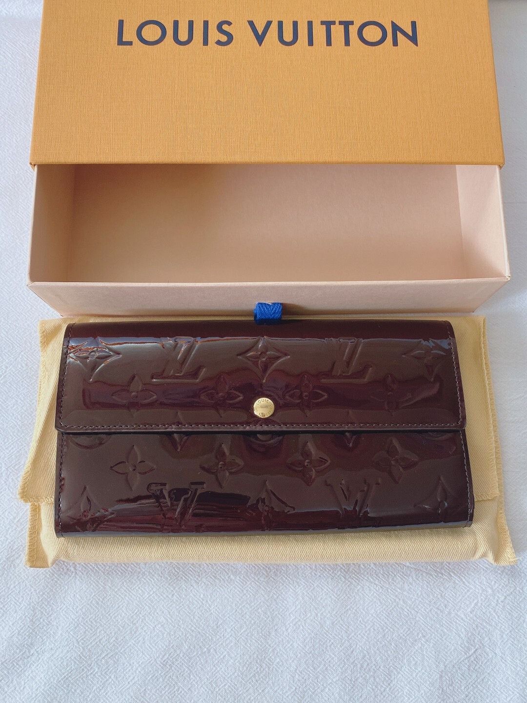 Louis Vuitton LV Emilie Women's Wallet Size ONE SIZE - 1 Thumbnail