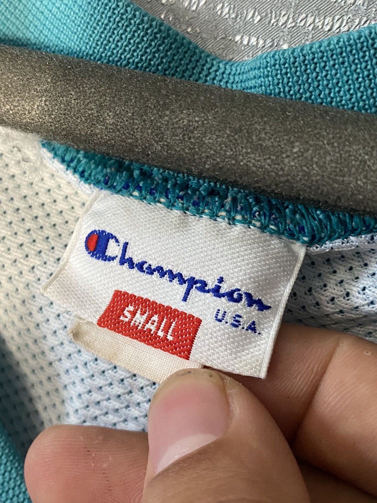 Champion × NBA × Vintage 90s Vintage Champion Charlotte NBA Jersey #33 Mouring Size US S / EU 44-46 / 1 - 3 Thumbnail
