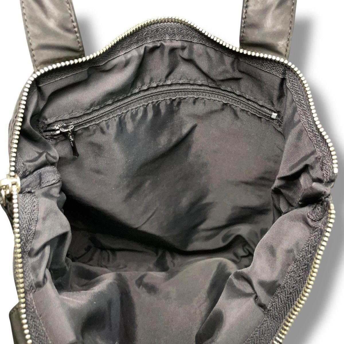 Jean Paul Gaultier RARE Jean Paul Gaultier Dragon Tote Bag Nylon Size ONE SIZE - 11 Thumbnail