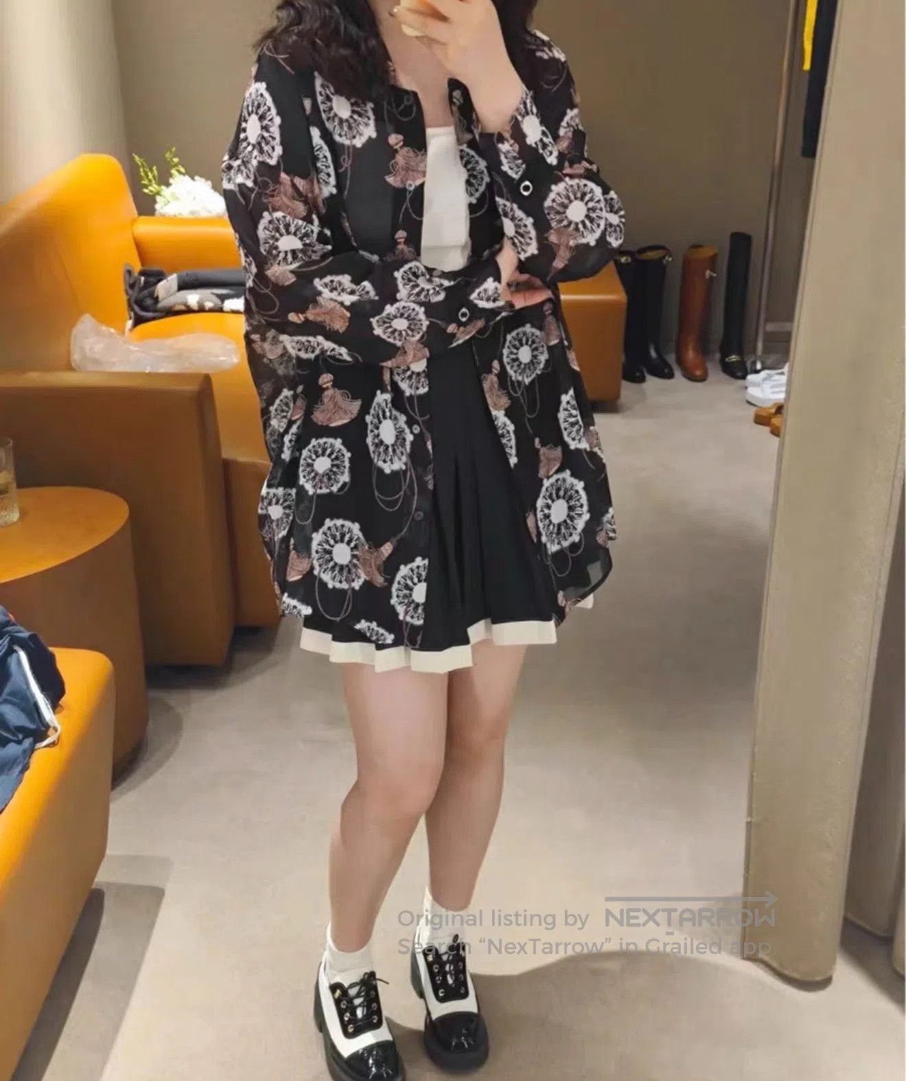 Hermes Hermès Black Floral Print Shirt. Size XS / US 0-2 / IT 36-38 - 8 Thumbnail